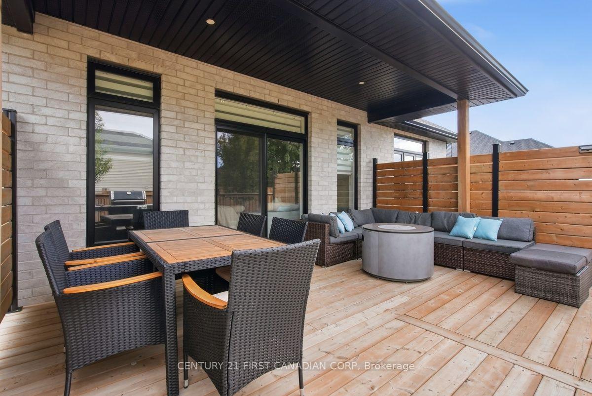 Photo 41 of 12 Briscoe Crescent, Strathroy-Caradoc, NE — HOMEH