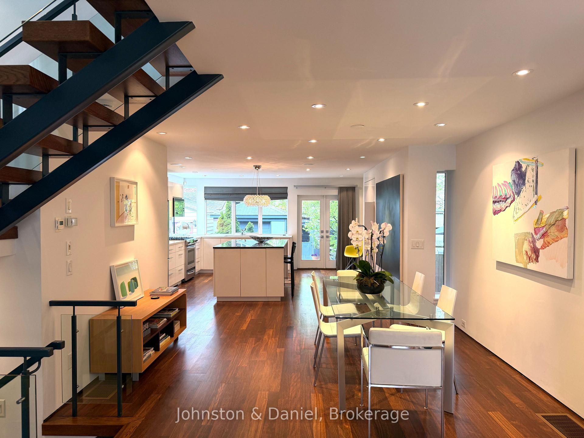 Photo 5 of 44 Standish Avenue, Toronto, Rosedale-Moore Park — HOMEH