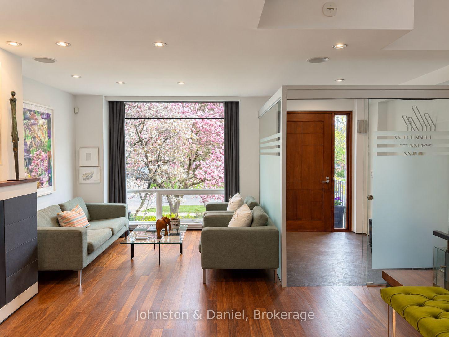 Photo 8 of 44 Standish Avenue, Toronto, Rosedale-Moore Park — HOMEH
