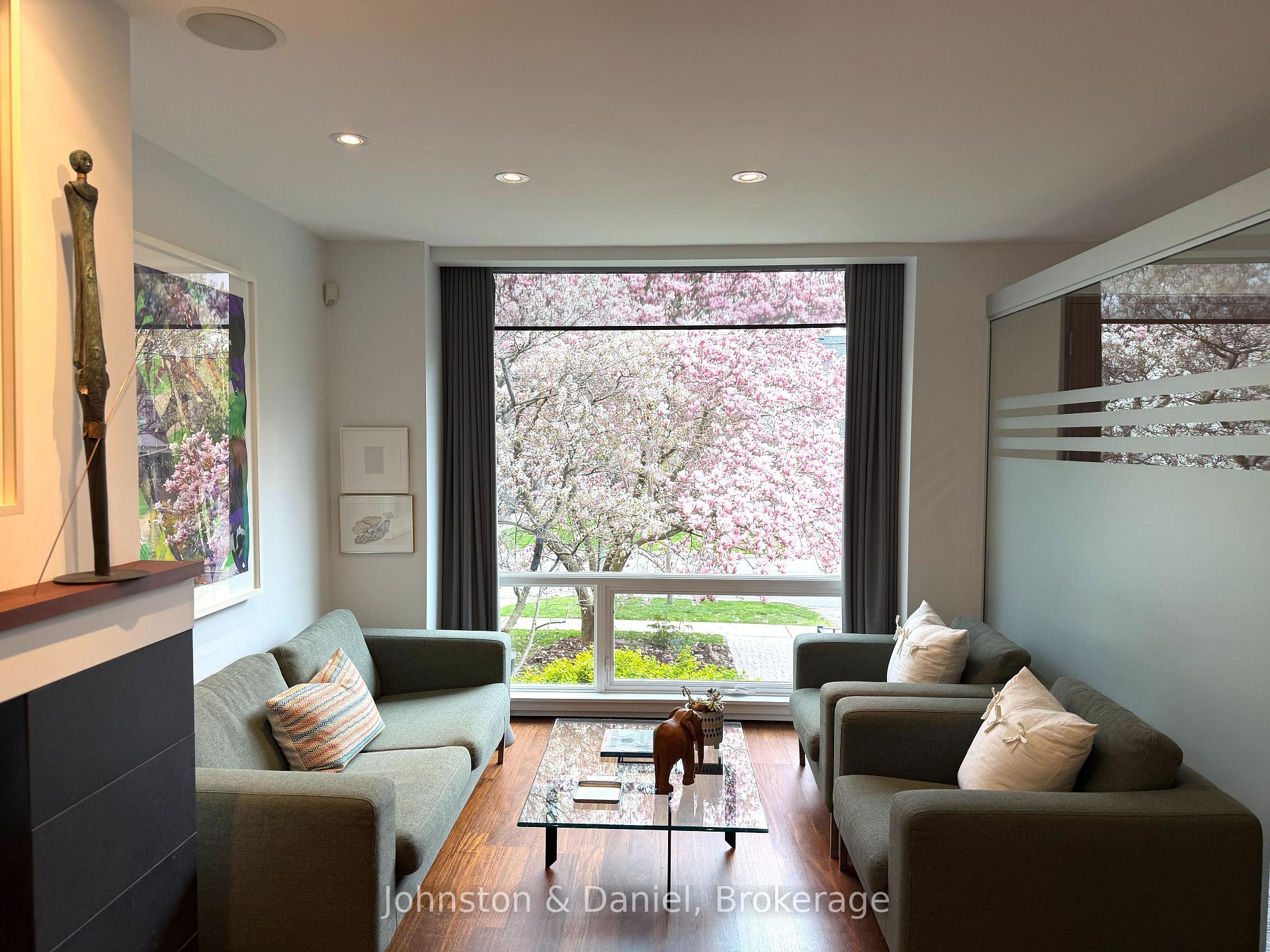 Photo 9 of 44 Standish Avenue, Toronto, Rosedale-Moore Park — HOMEH