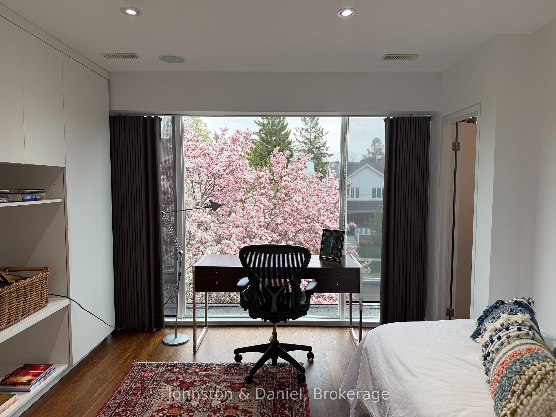Photo 19 of 44 Standish Avenue, Toronto, Rosedale-Moore Park — HOMEH