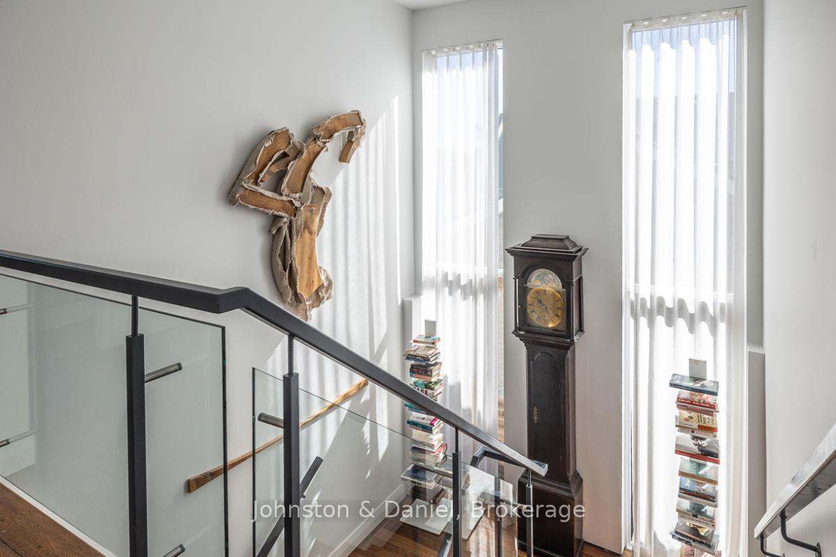 Photo 24 of 44 Standish Avenue, Toronto, Rosedale-Moore Park — HOMEH