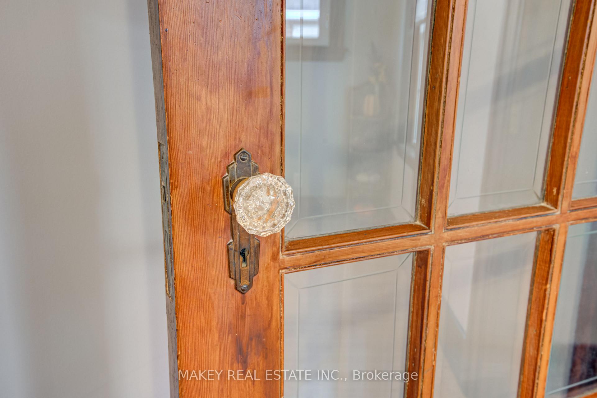 Photo 16 of 119 Bond Street, London, South H — HOMEH