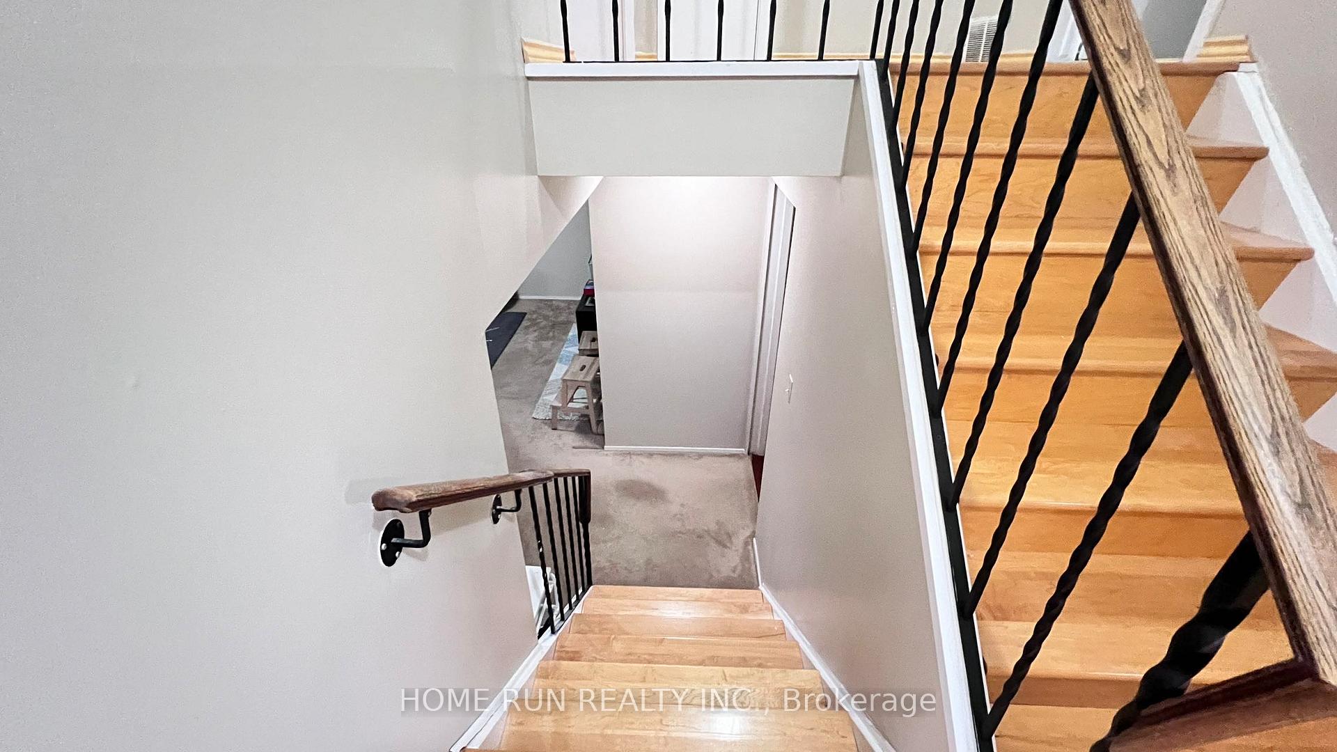 Photo 8 of 960 Cahill Drive, Ottawa, South Keys — HOMEH