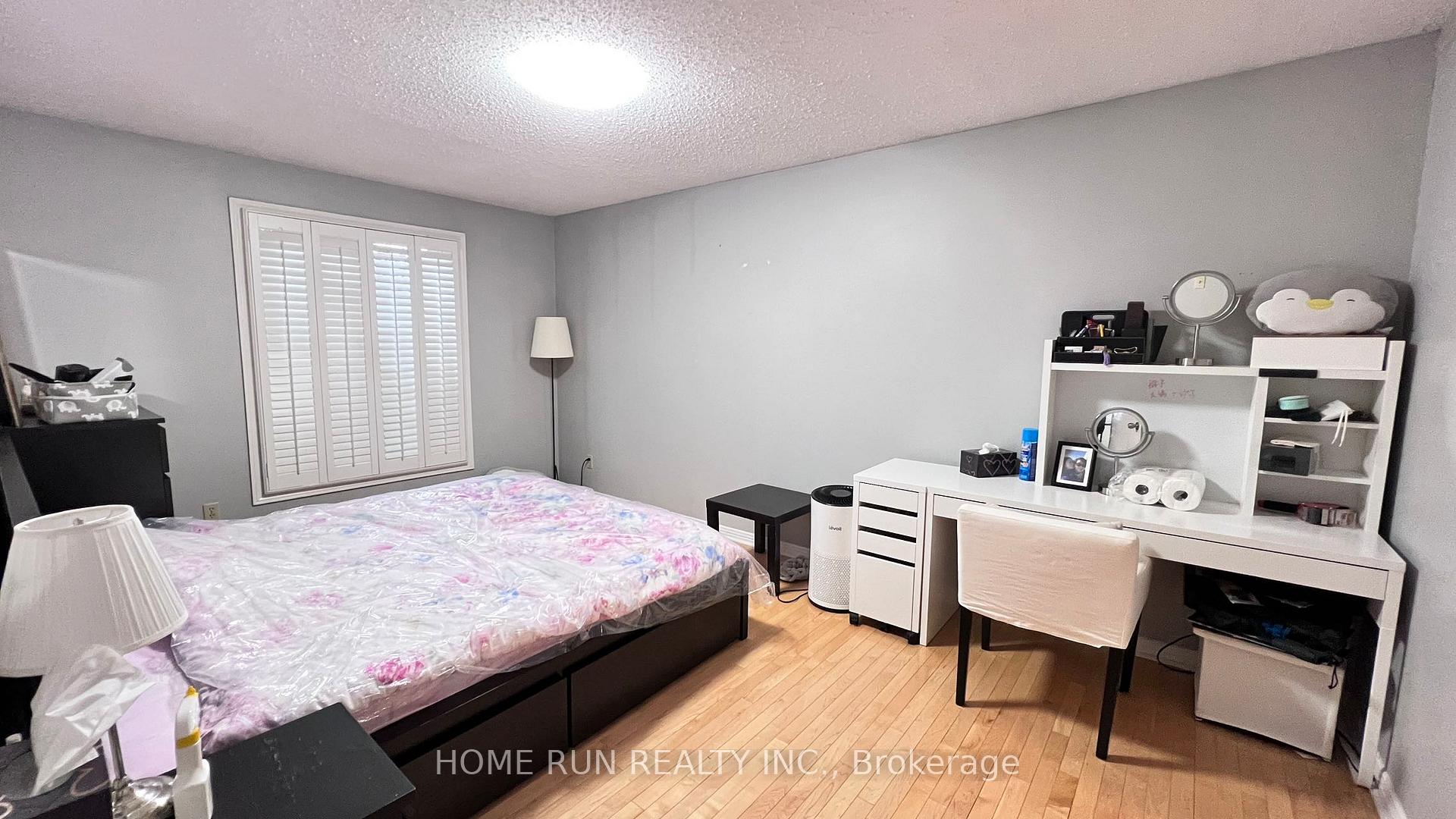 Photo 14 of 960 Cahill Drive, Ottawa, South Keys — HOMEH
