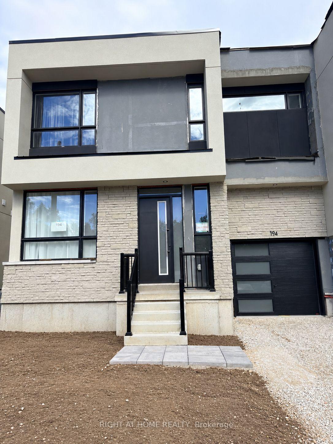Photo of 194 Stoneleigh Drive