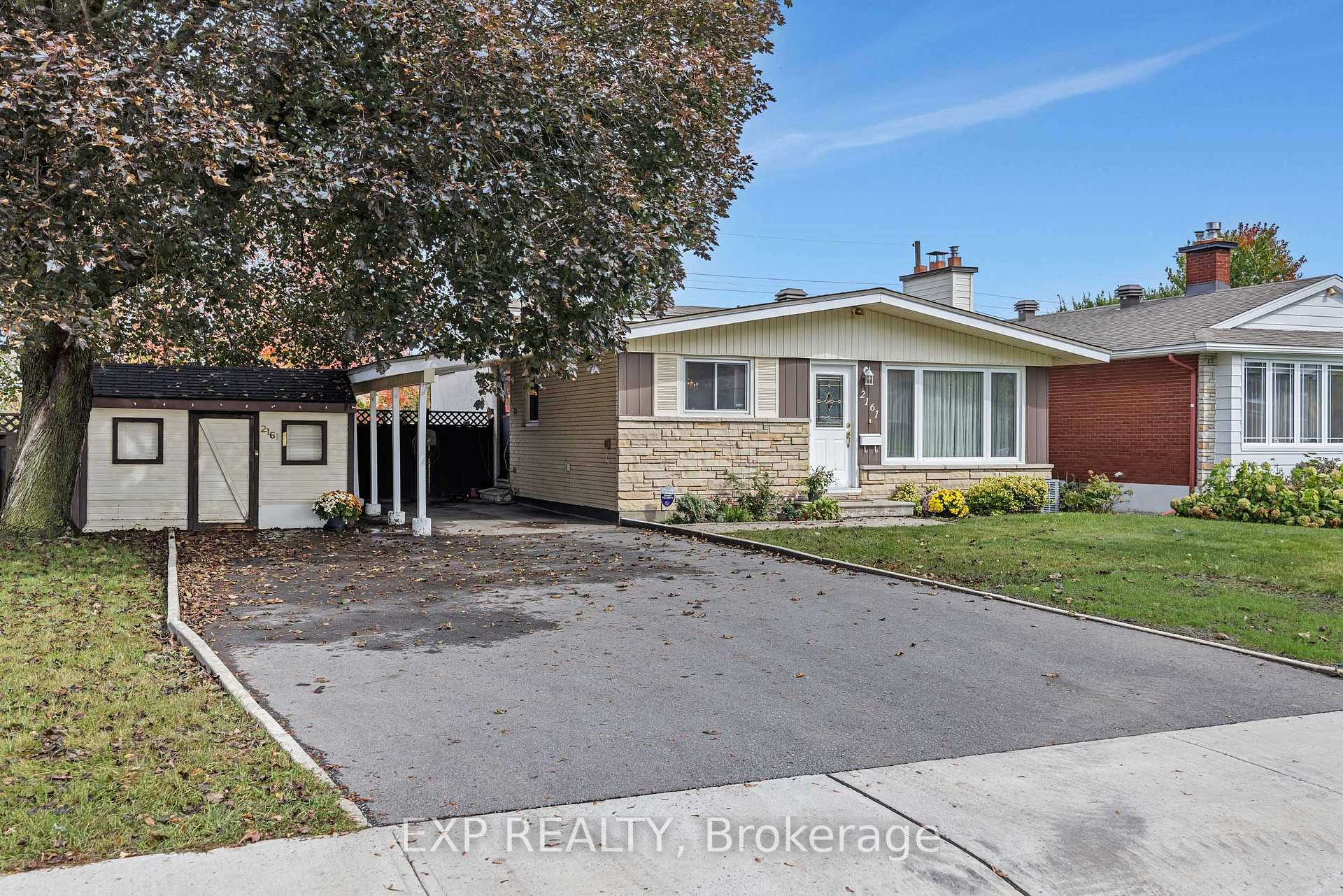 Photo 2 of 2161 Valley Drive, Ottawa, Elmvale Acres/Urbandale — HOMEH