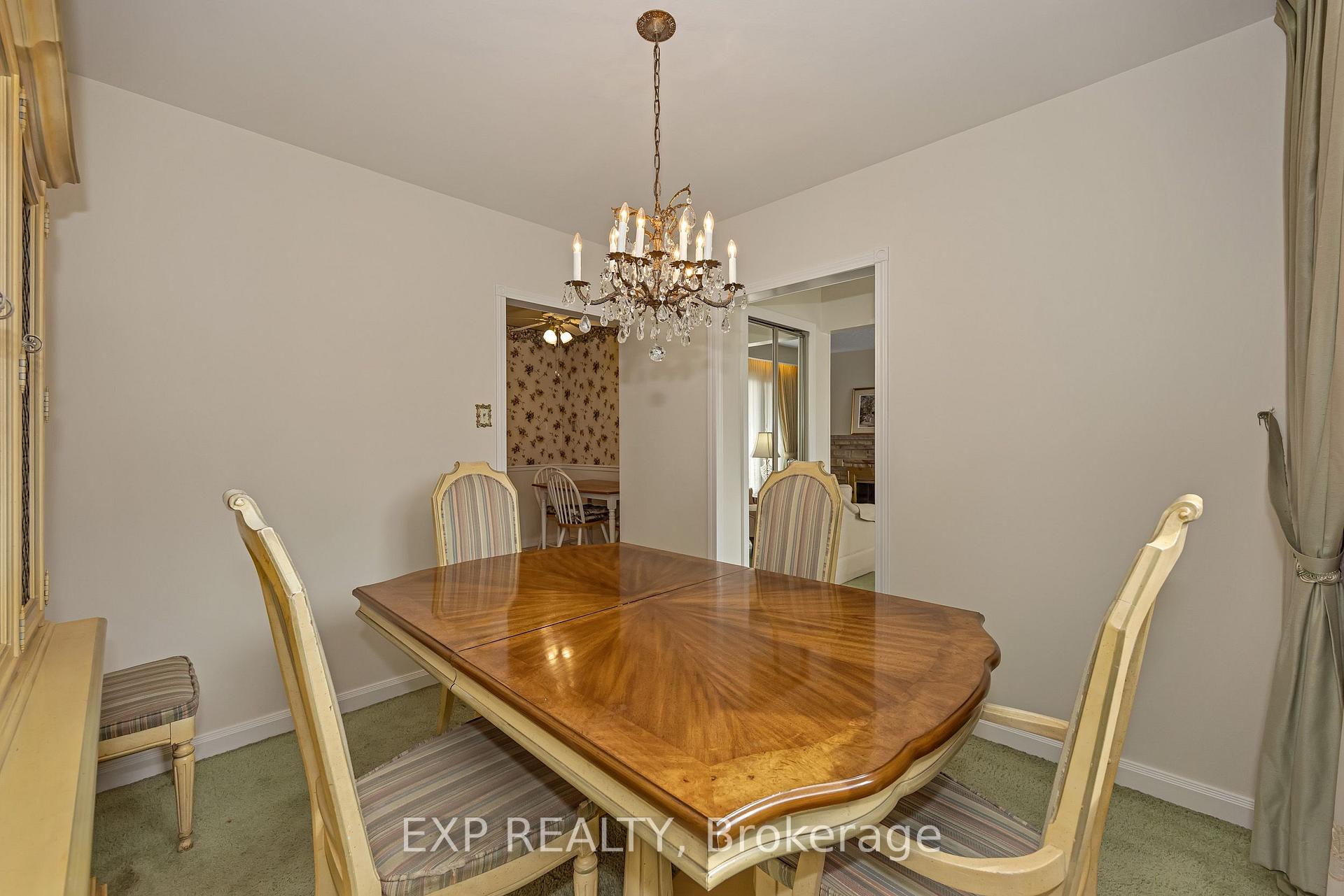 Photo 13 of 2161 Valley Drive, Ottawa, Elmvale Acres/Urbandale — HOMEH