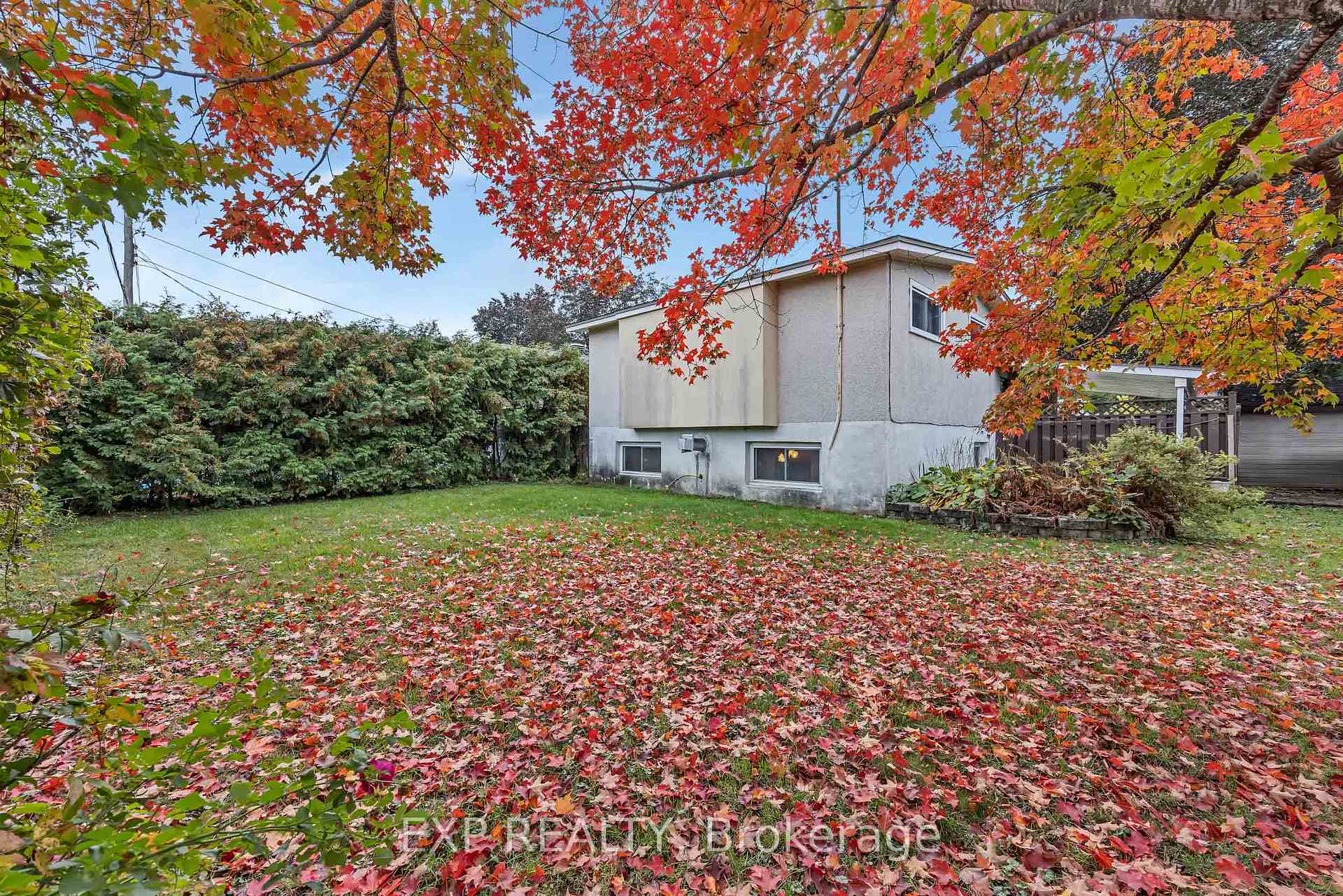 Photo 32 of 2161 Valley Drive, Ottawa, Elmvale Acres/Urbandale — HOMEH