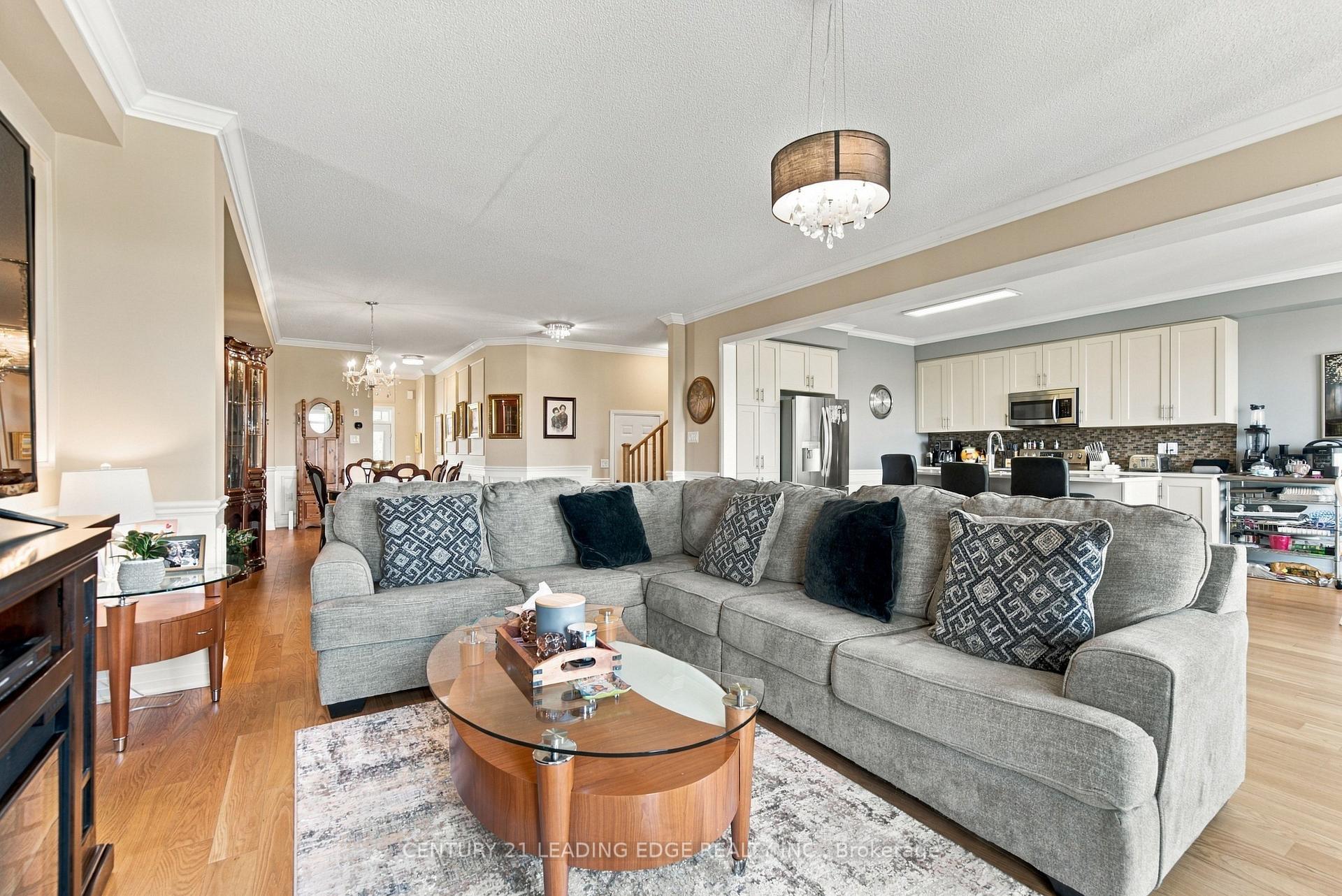 Photo 50 of 119 Yacht Drive, Clarington, Bowmanville — HOMEH