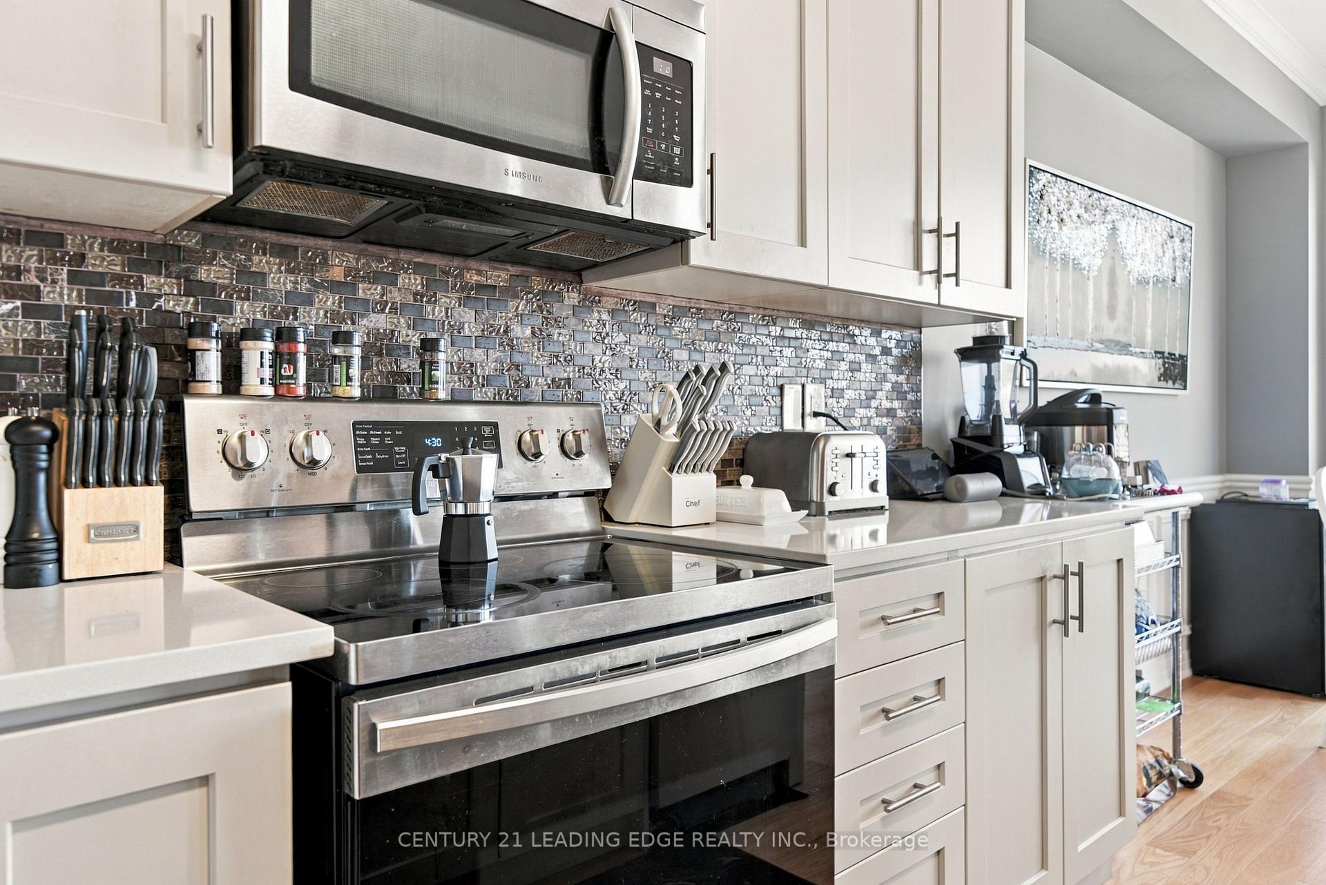 Photo 59 of 119 Yacht Drive, Clarington, Bowmanville — HOMEH