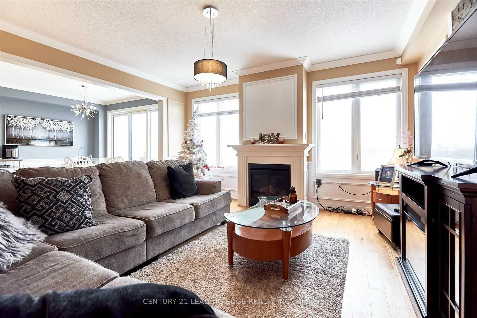 Photo 8 of 119 Yacht Drive, Clarington, Bowmanville — HOMEH