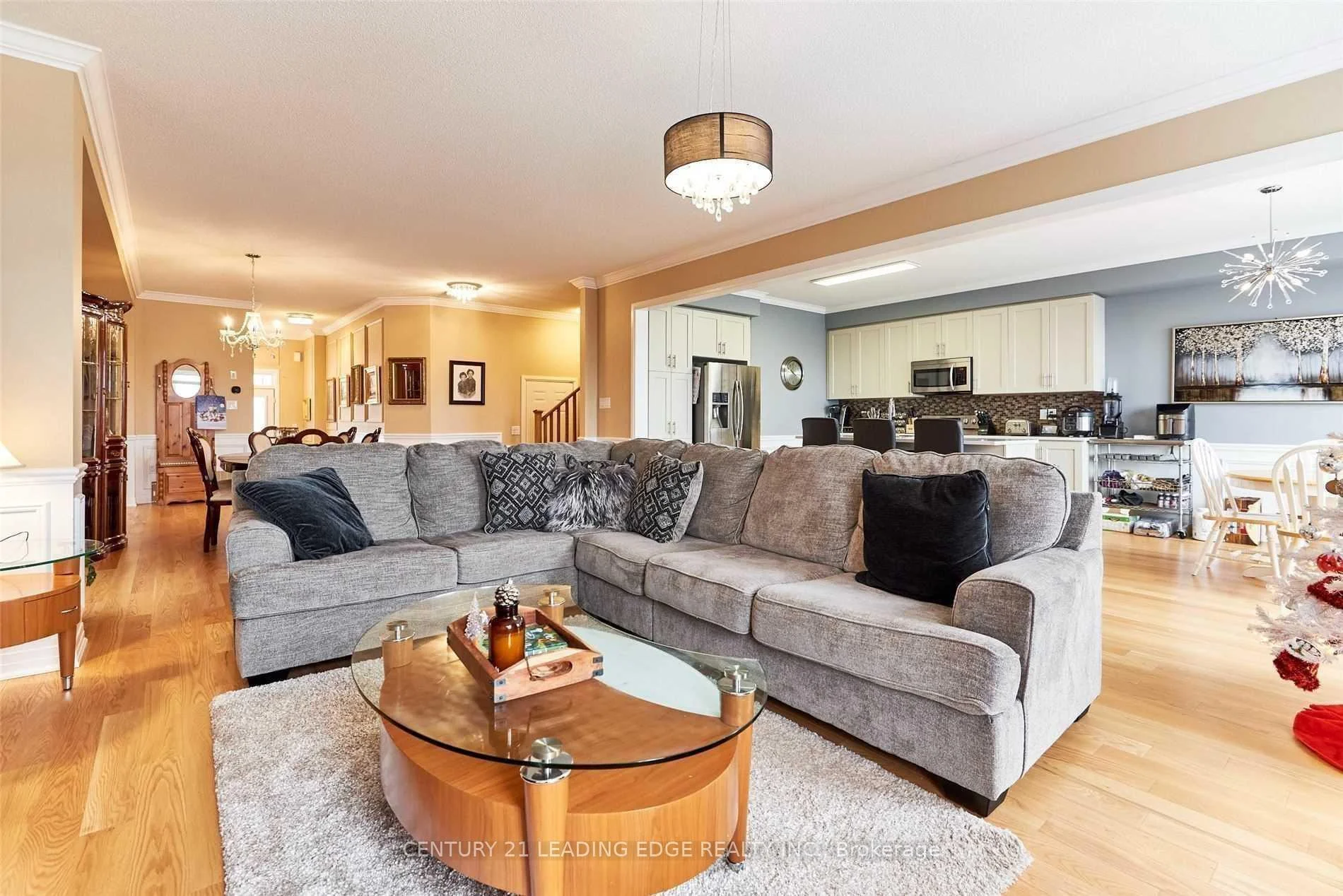 Photo 10 of 119 Yacht Drive, Clarington, Bowmanville — HOMEH