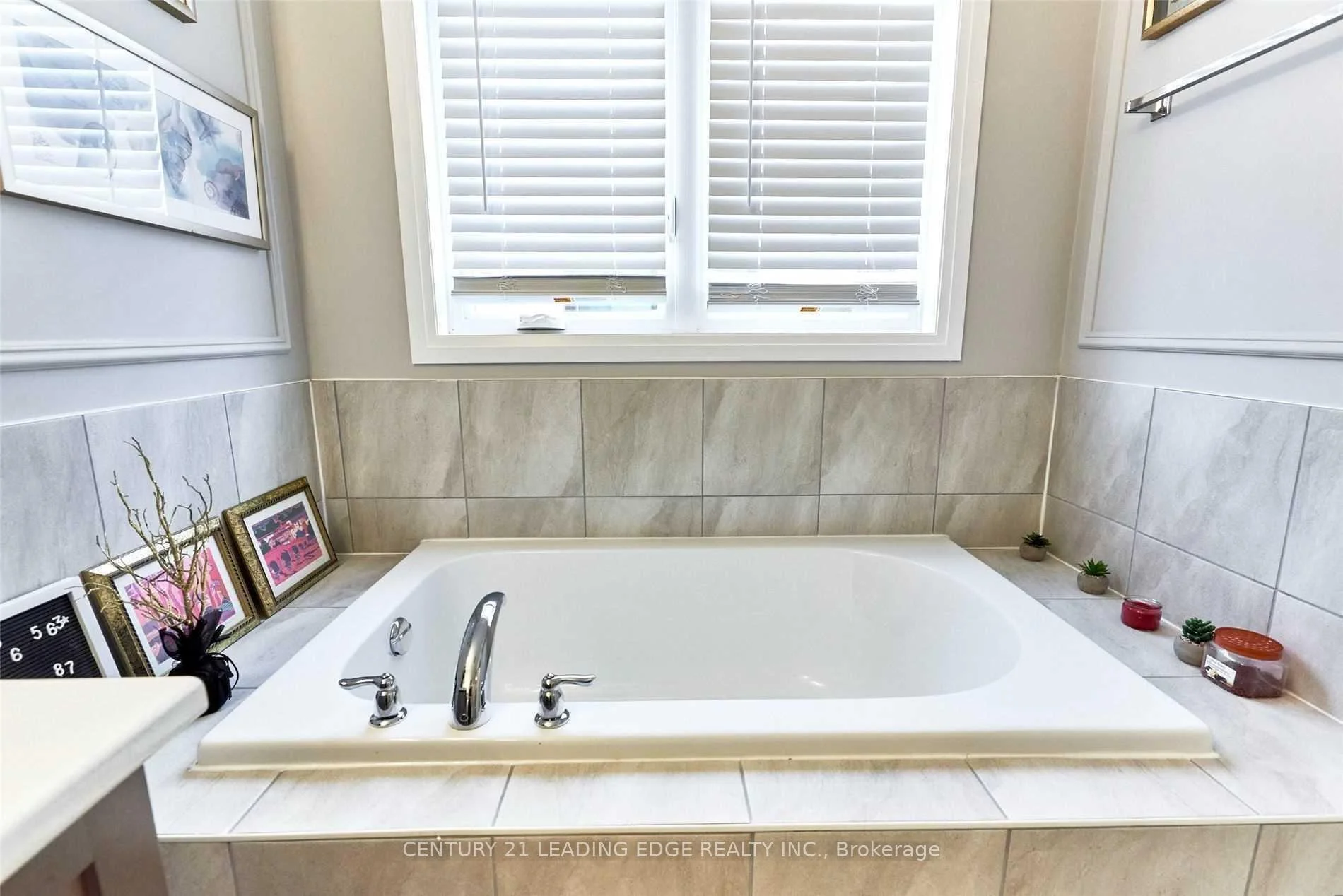 Photo 40 of 119 Yacht Drive, Clarington, Bowmanville — HOMEH