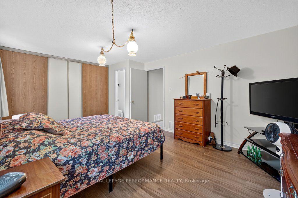 Photo 17 of Unit 93, 6816 Bilberry Drive, Ottawa, Convent Glen North — HOMEH