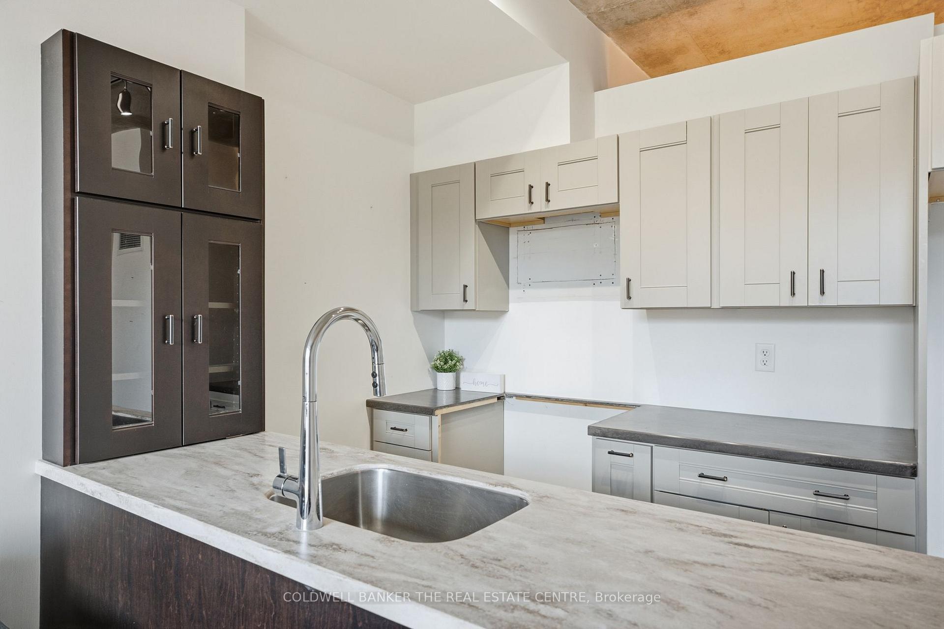 Photo 8 of Unit 501, 36 Charlotte Street, Toronto, Waterfront Communities — HOMEH