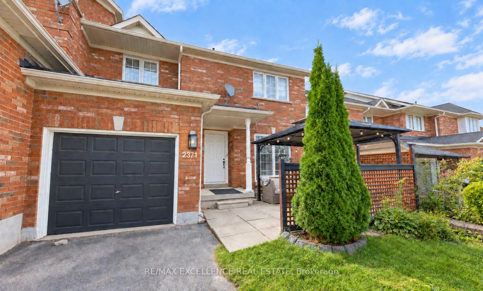 Photo 2 of 2371 Clearside Court, Pickering, Brock Ridge — HOMEH