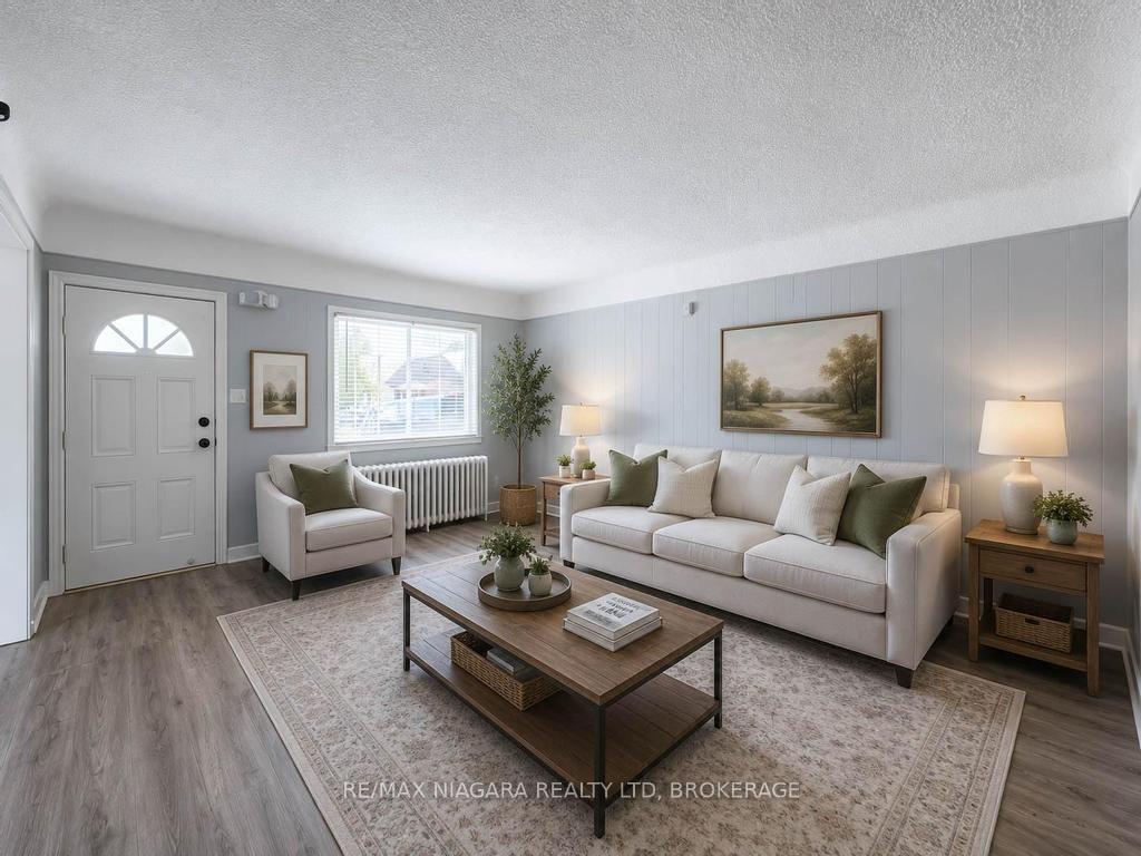 Photo 6 of 5576 Desson Avenue, Niagara Falls, Clifton Hill — HOMEH
