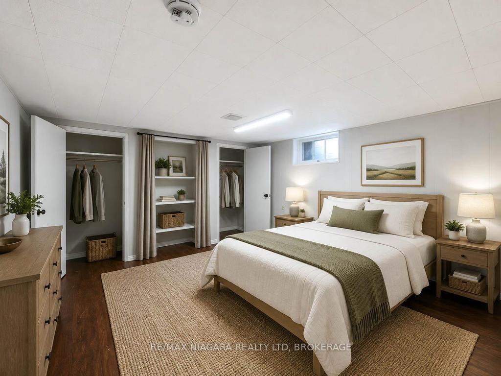 Photo 31 of 5576 Desson Avenue, Niagara Falls, Clifton Hill — HOMEH