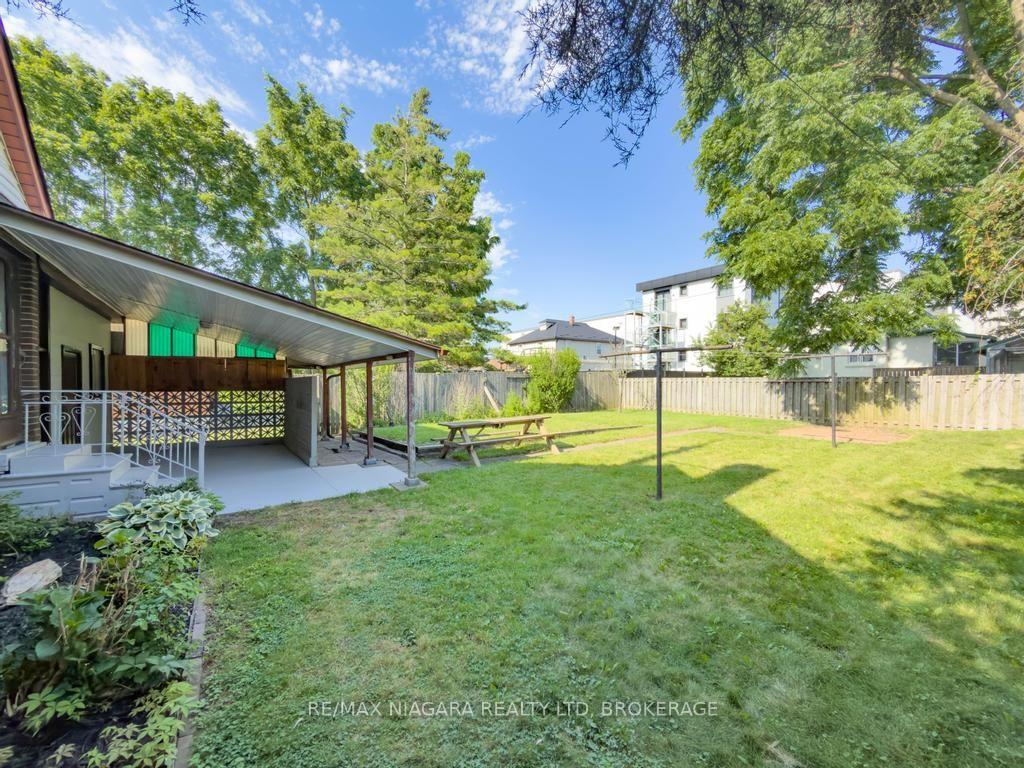 Photo 38 of 5576 Desson Avenue, Niagara Falls, Clifton Hill — HOMEH