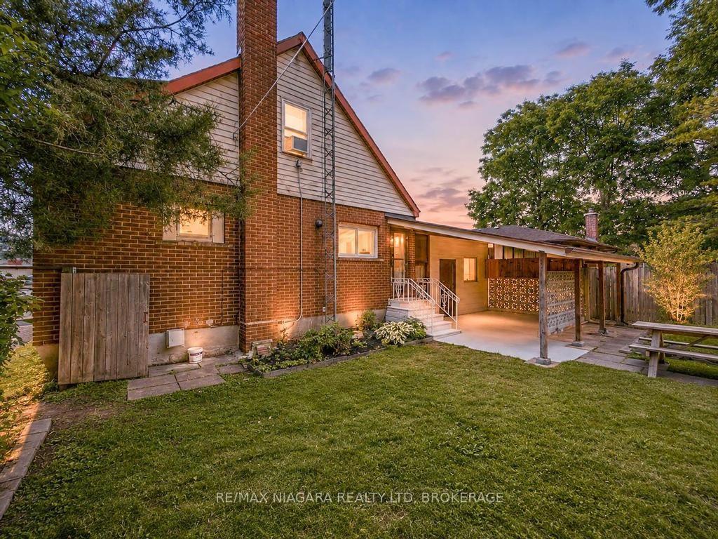 Photo 47 of 5576 Desson Avenue, Niagara Falls, Clifton Hill — HOMEH