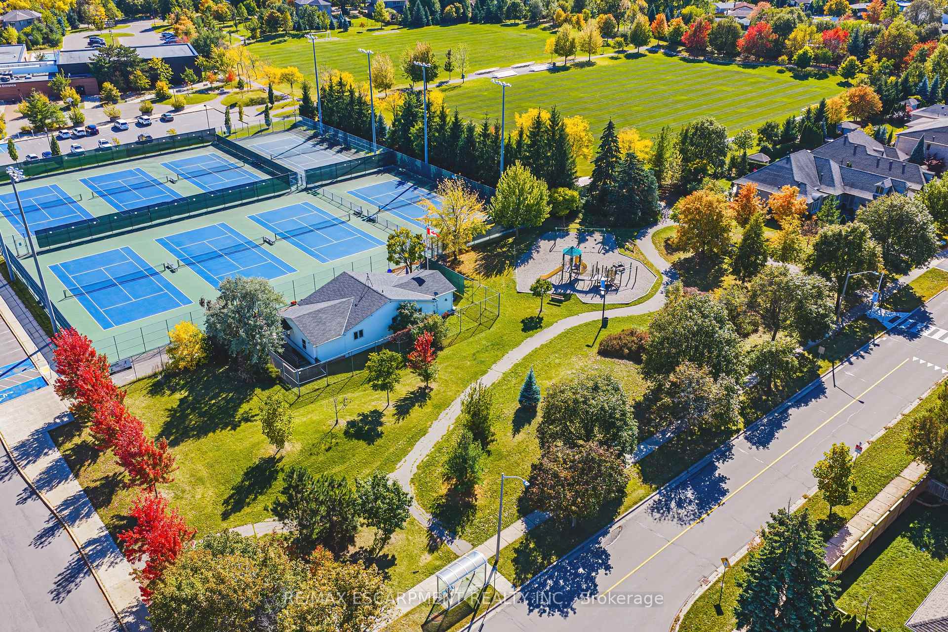Photo 42 of 2231 Urwin Crescent, Oakville, West — HOMEH