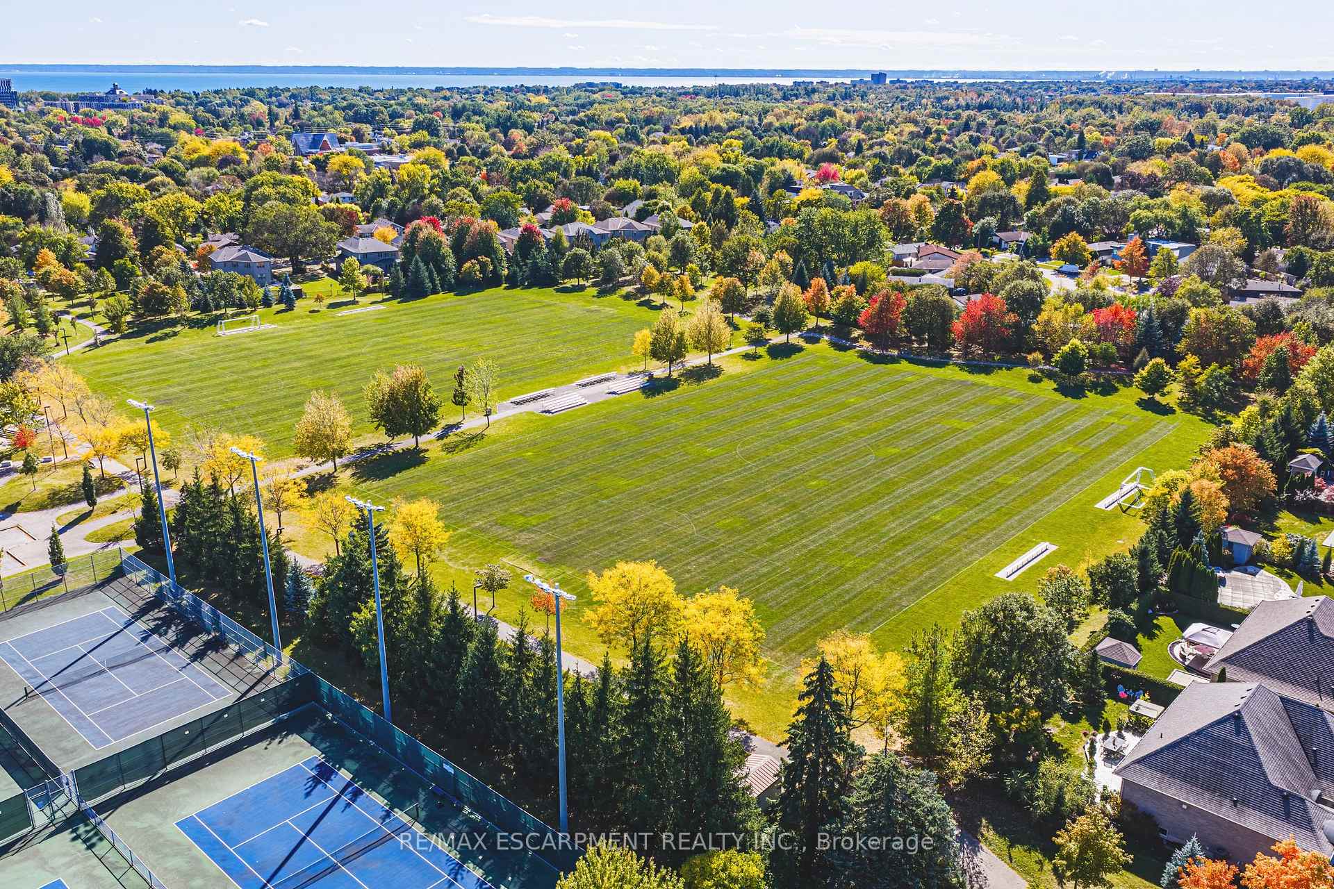Photo 44 of 2231 Urwin Crescent, Oakville, West — HOMEH