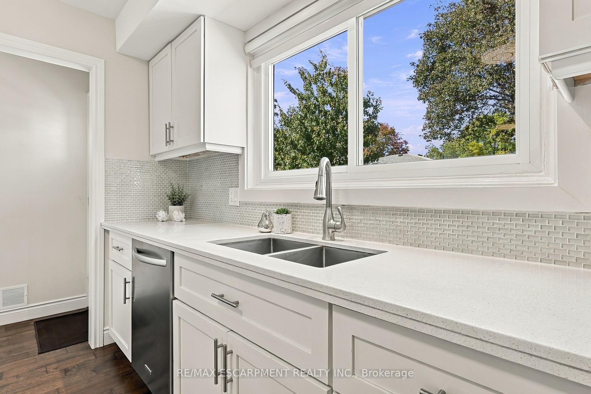 Photo 59 of 2231 Urwin Crescent, Oakville, West — HOMEH
