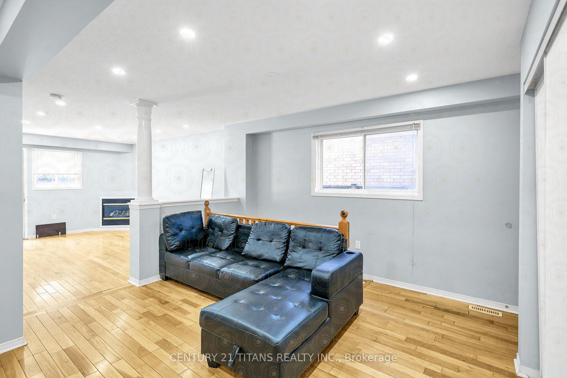 Photo 13 of 51 Marchwood Crescent, Clarington, Bowmanville — HOMEH