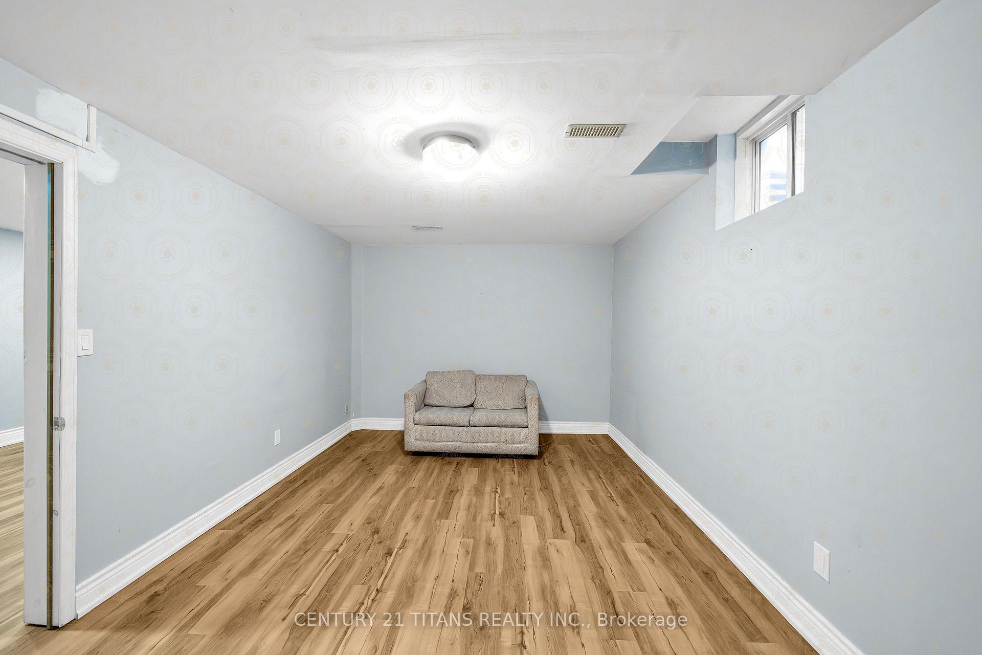 Photo 22 of 51 Marchwood Crescent, Clarington, Bowmanville — HOMEH
