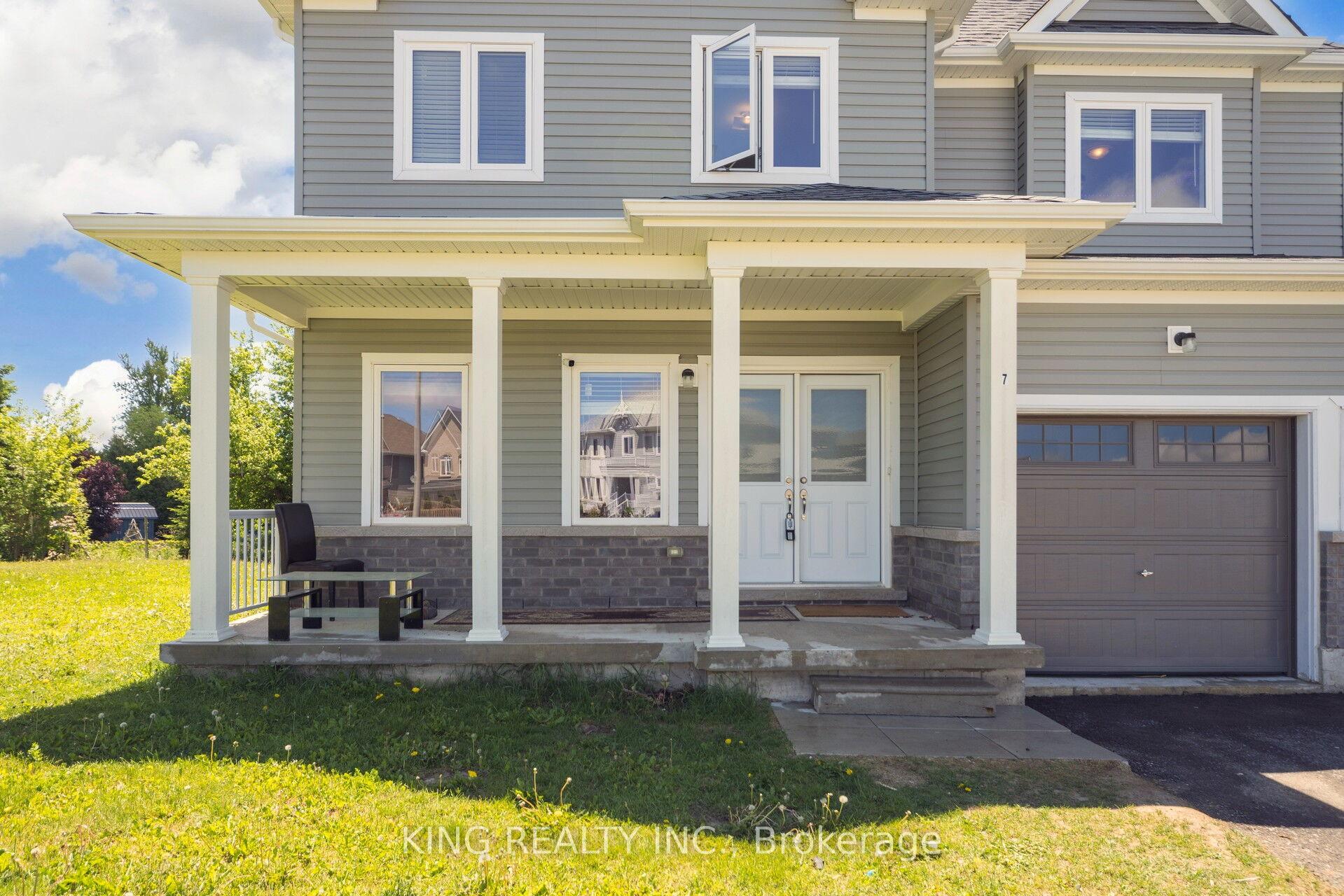 Photo 3 of 7 Todd Crescent, Southgate — HOMEH