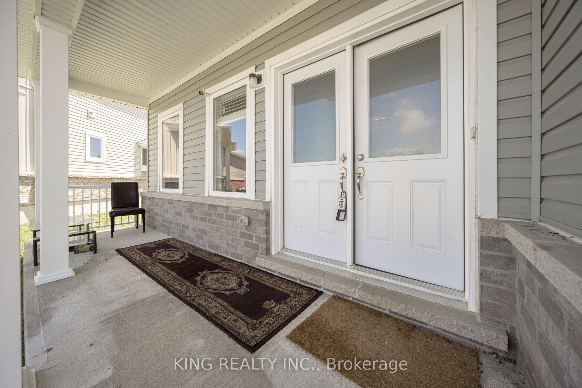 Photo 4 of 7 Todd Crescent, Southgate — HOMEH