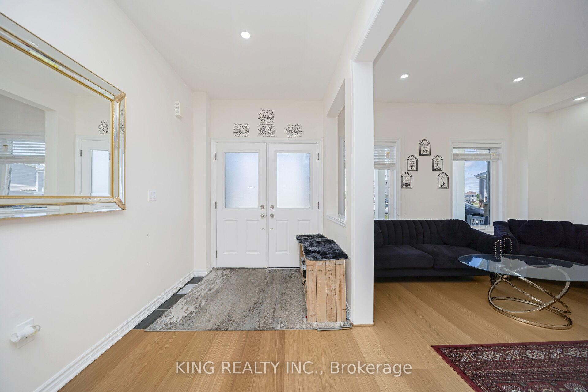 Photo 6 of 7 Todd Crescent, Southgate — HOMEH