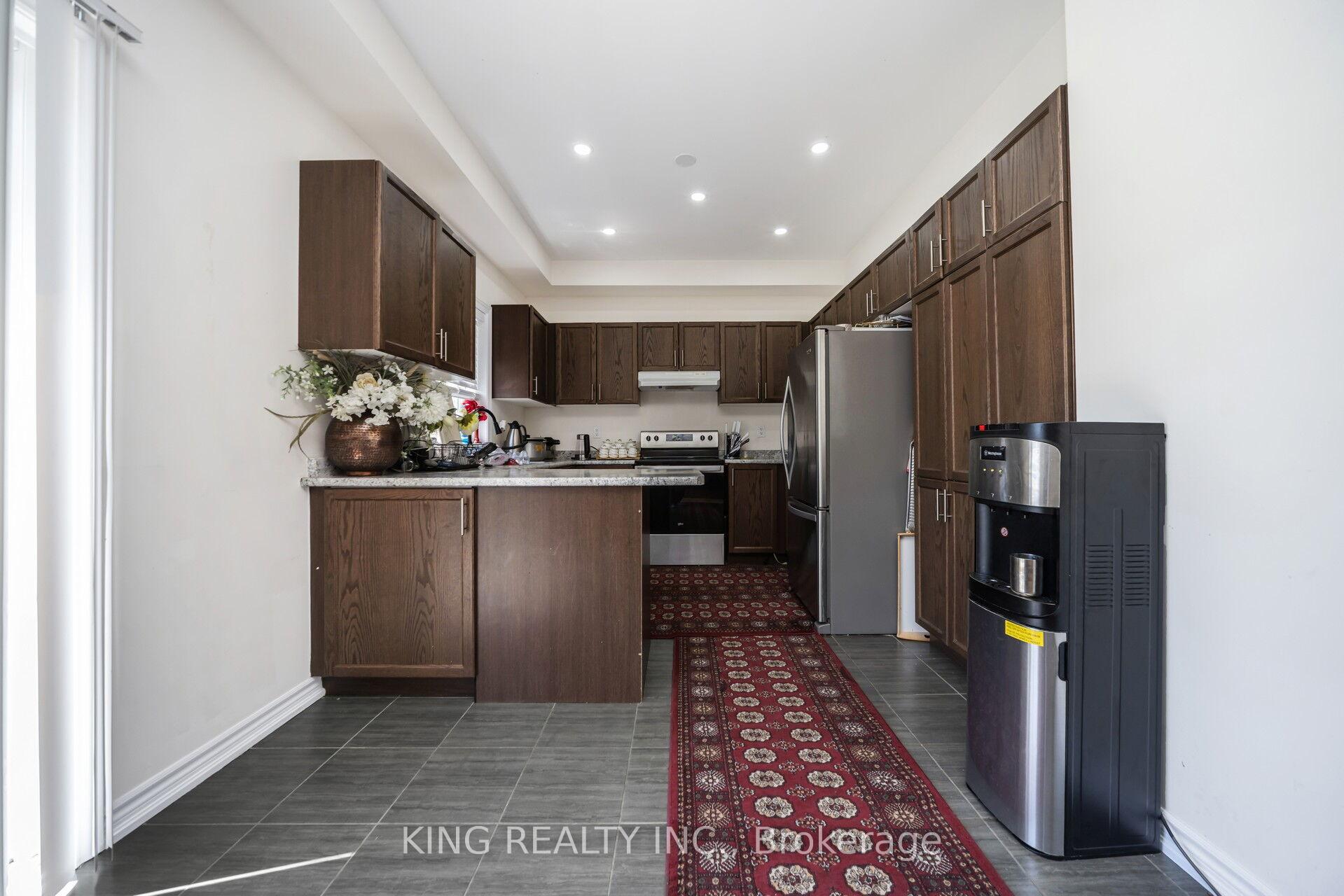 Photo 18 of 7 Todd Crescent, Southgate — HOMEH