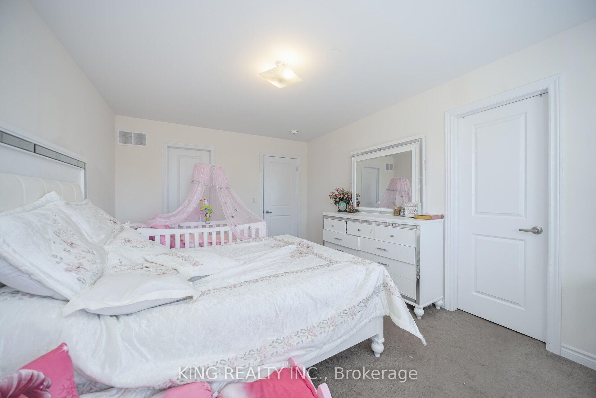 Photo 27 of 7 Todd Crescent, Southgate — HOMEH