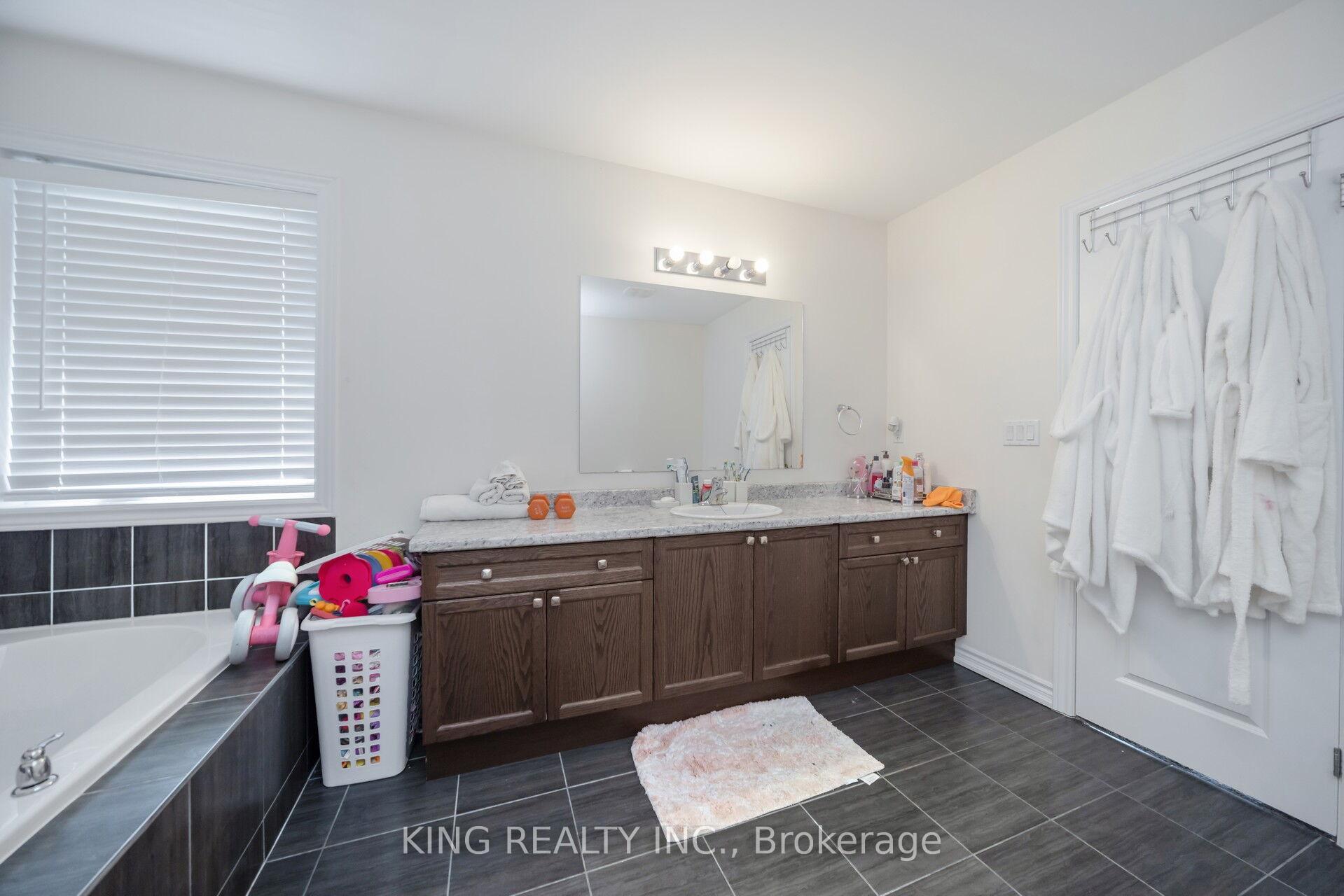 Photo 30 of 7 Todd Crescent, Southgate — HOMEH