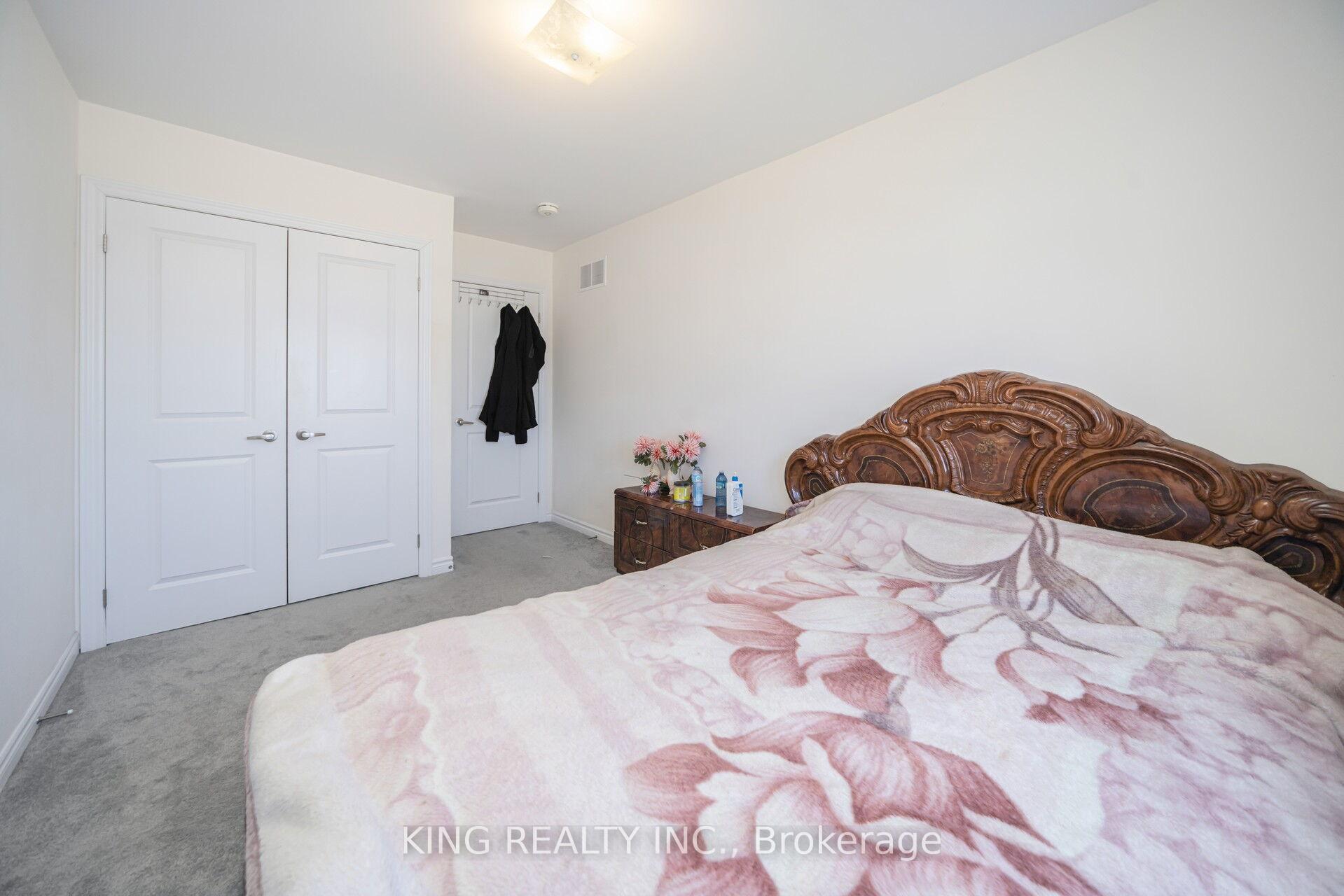 Photo 35 of 7 Todd Crescent, Southgate — HOMEH