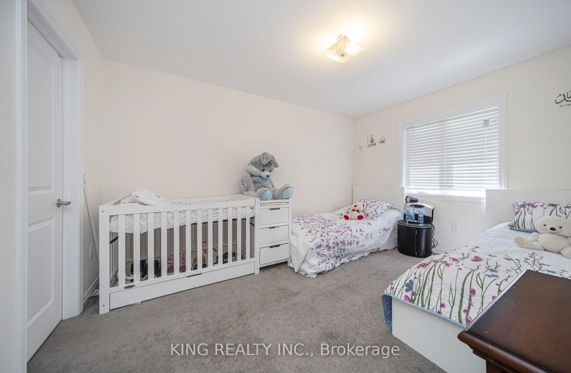 Photo 40 of 7 Todd Crescent, Southgate — HOMEH