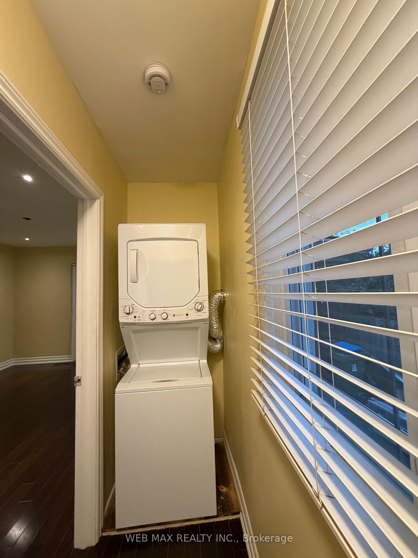 Photo 5 of Unit Main, 15 Branstone Road, Toronto, Caledonia-Fairbank — HOMEH