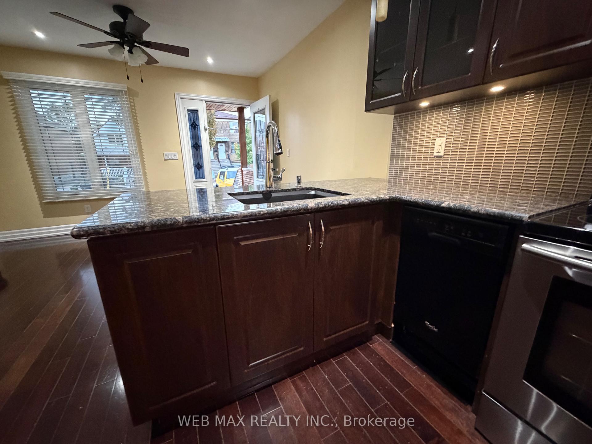 Photo 11 of Unit Main, 15 Branstone Road, Toronto, Caledonia-Fairbank — HOMEH