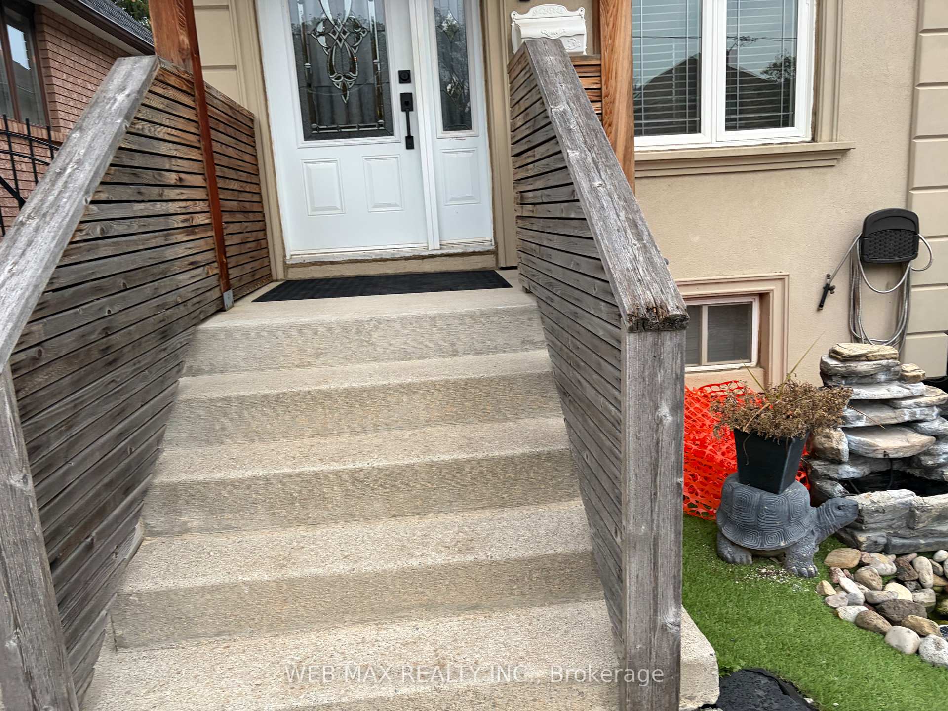 Photo 28 of Unit Main, 15 Branstone Road, Toronto, Caledonia-Fairbank — HOMEH
