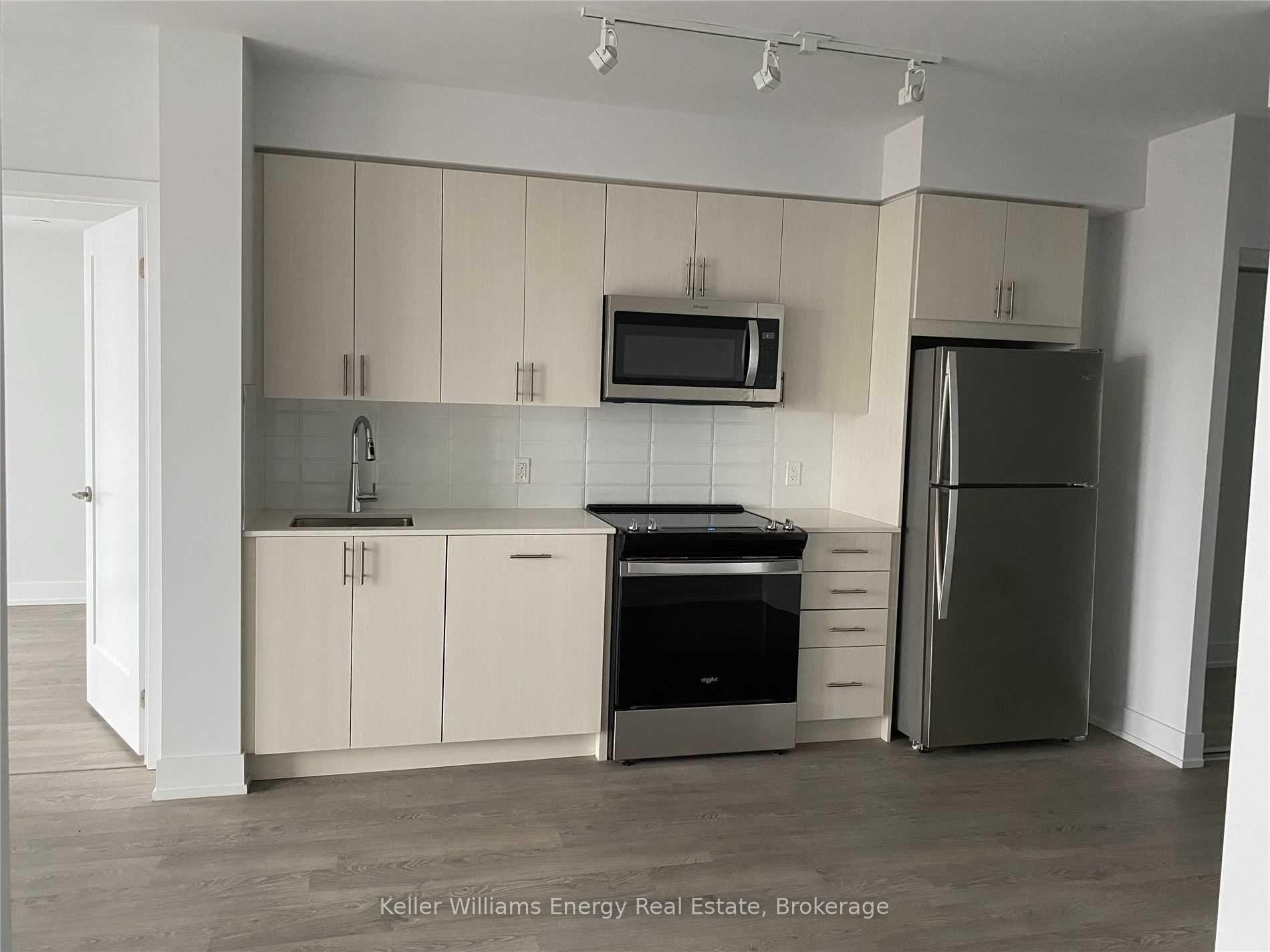 Photo 8 of Unit 64, 2550 Simcoe Street N, Oshawa, Windfields — HOMEH