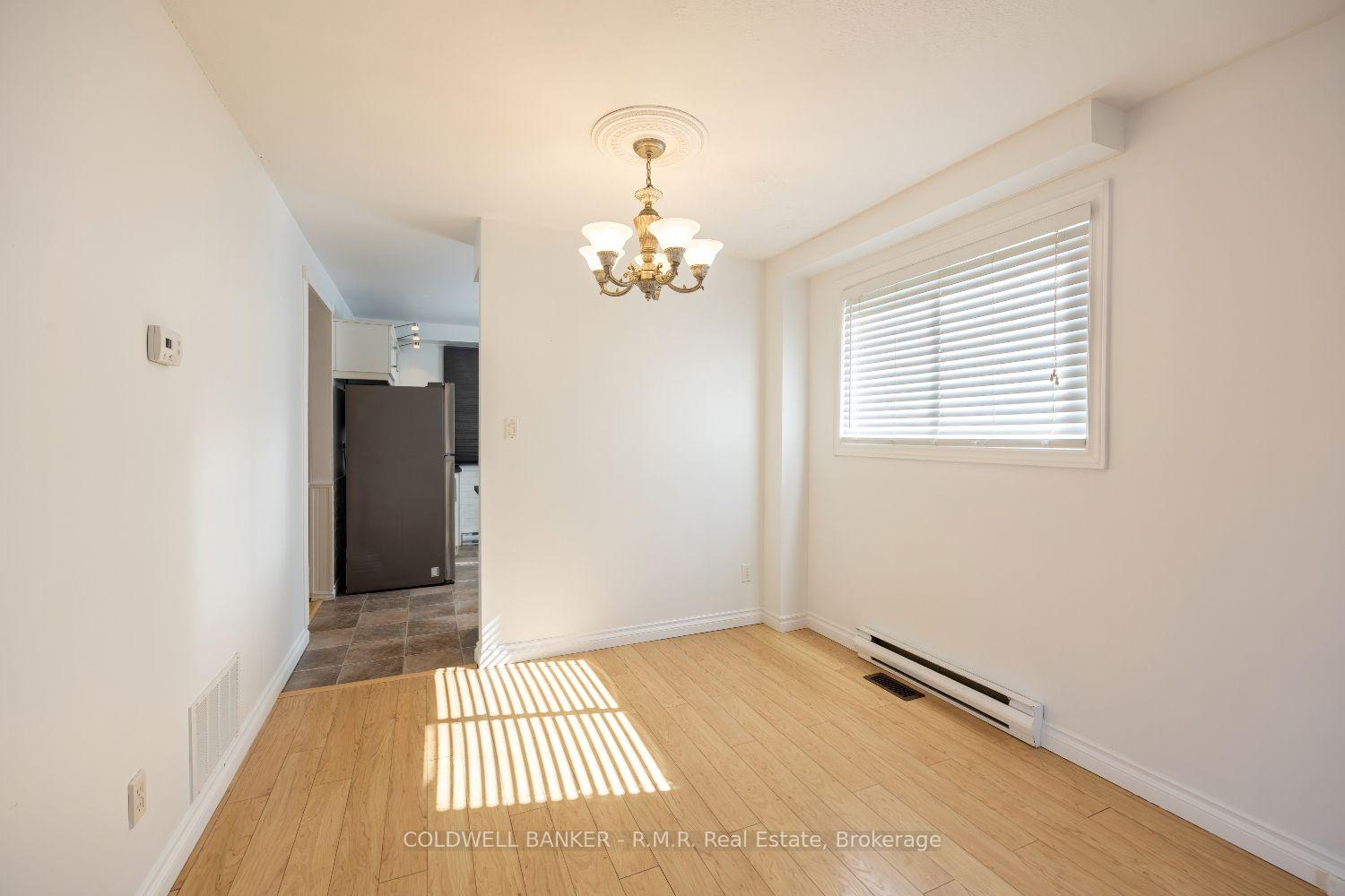 Photo 7 of 385 Trailridge Crescent, Oshawa, Pinecrest — HOMEH