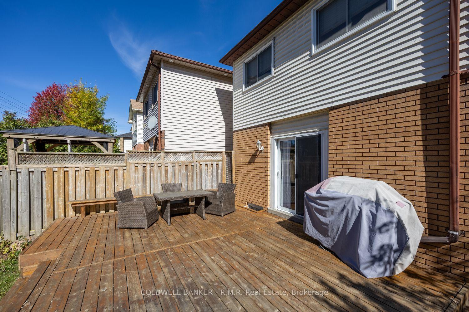 Photo 22 of 385 Trailridge Crescent, Oshawa, Pinecrest — HOMEH