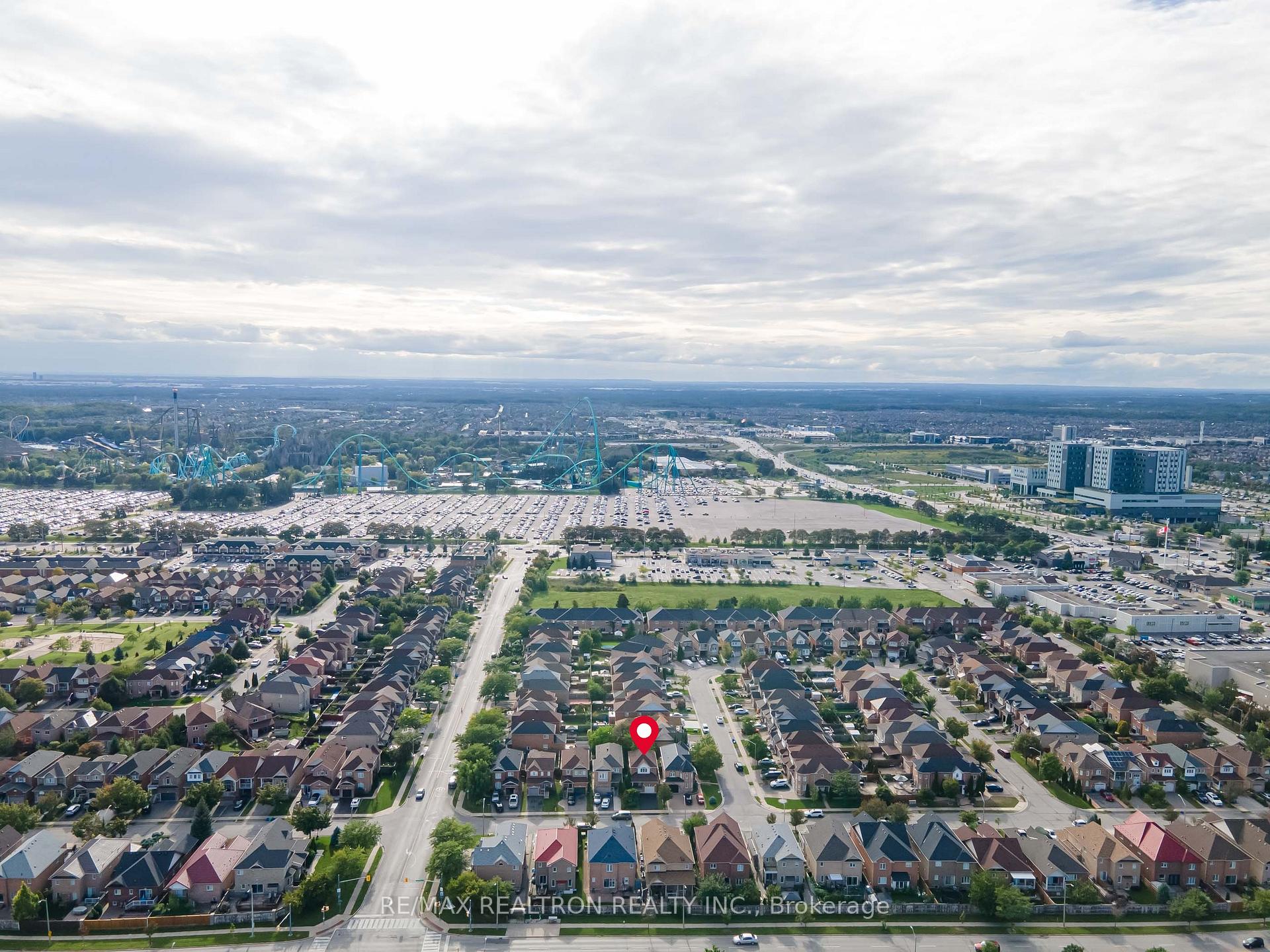 Photo 42 of 195 Kale Crescent, Vaughan, Maple — HOMEH