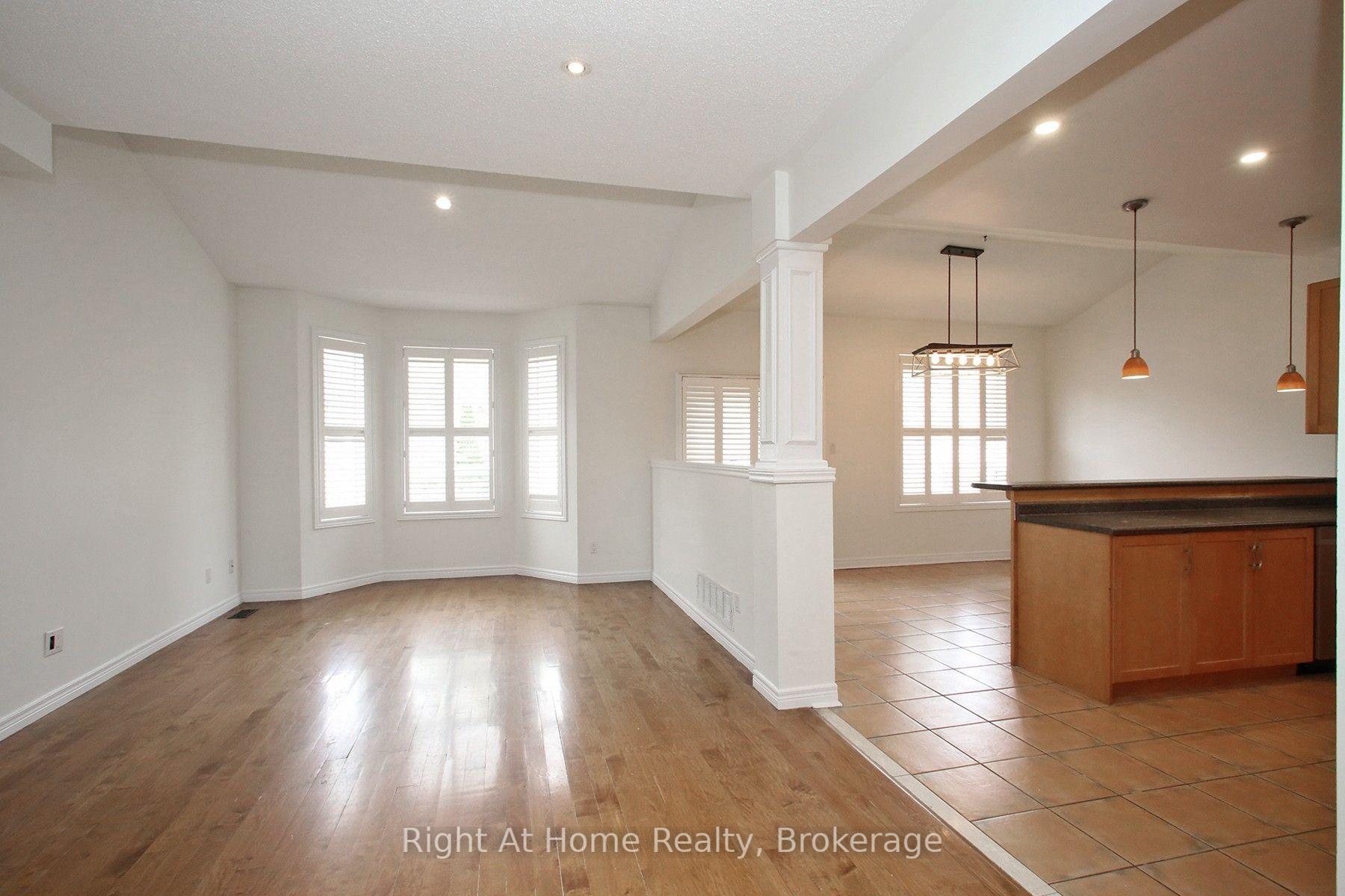 Photo 14 of Unit Upper, 181 Fairlane Crescent, Vaughan, Vellore Village — HOMEH