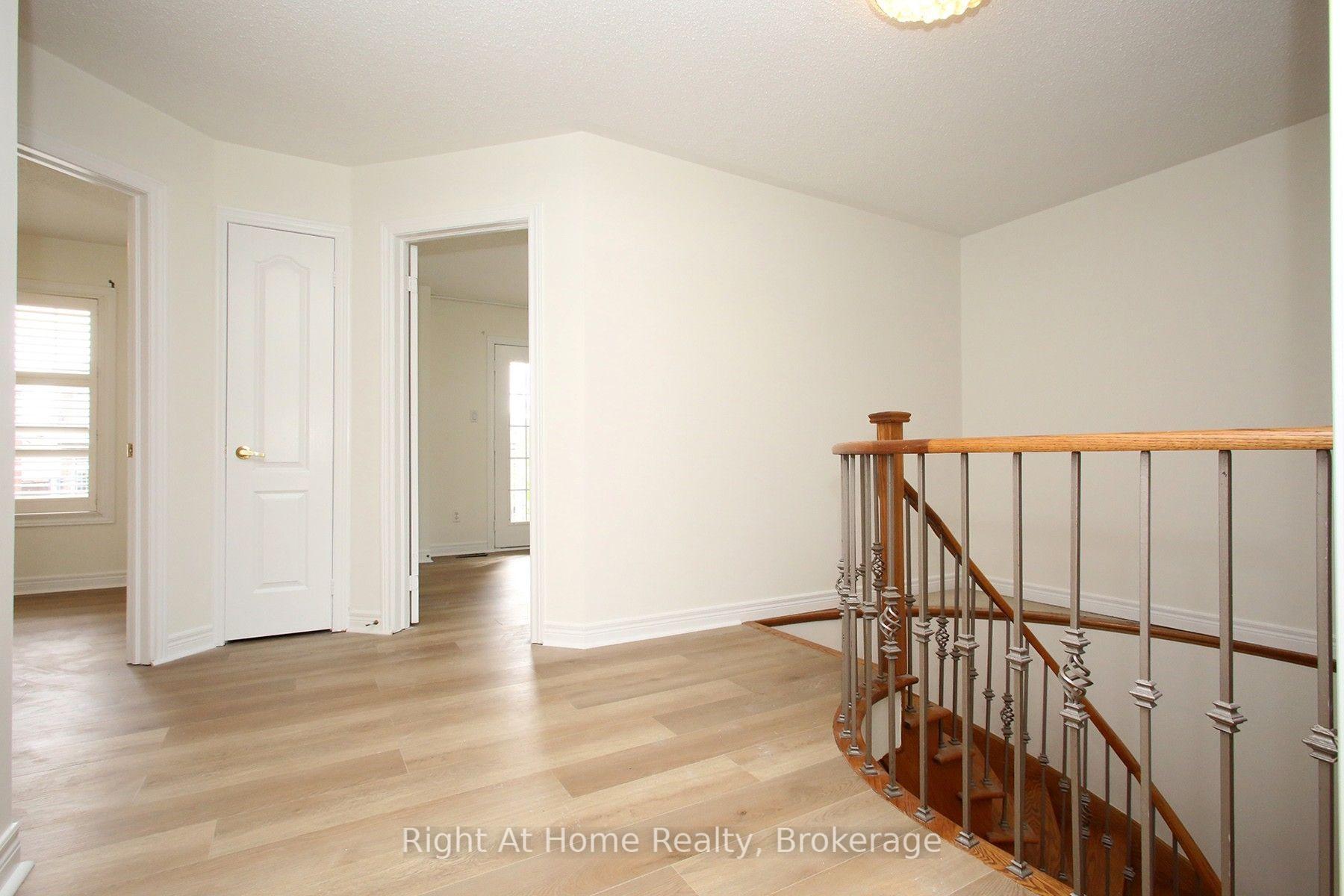 Photo 26 of Unit Upper, 181 Fairlane Crescent, Vaughan, Vellore Village — HOMEH