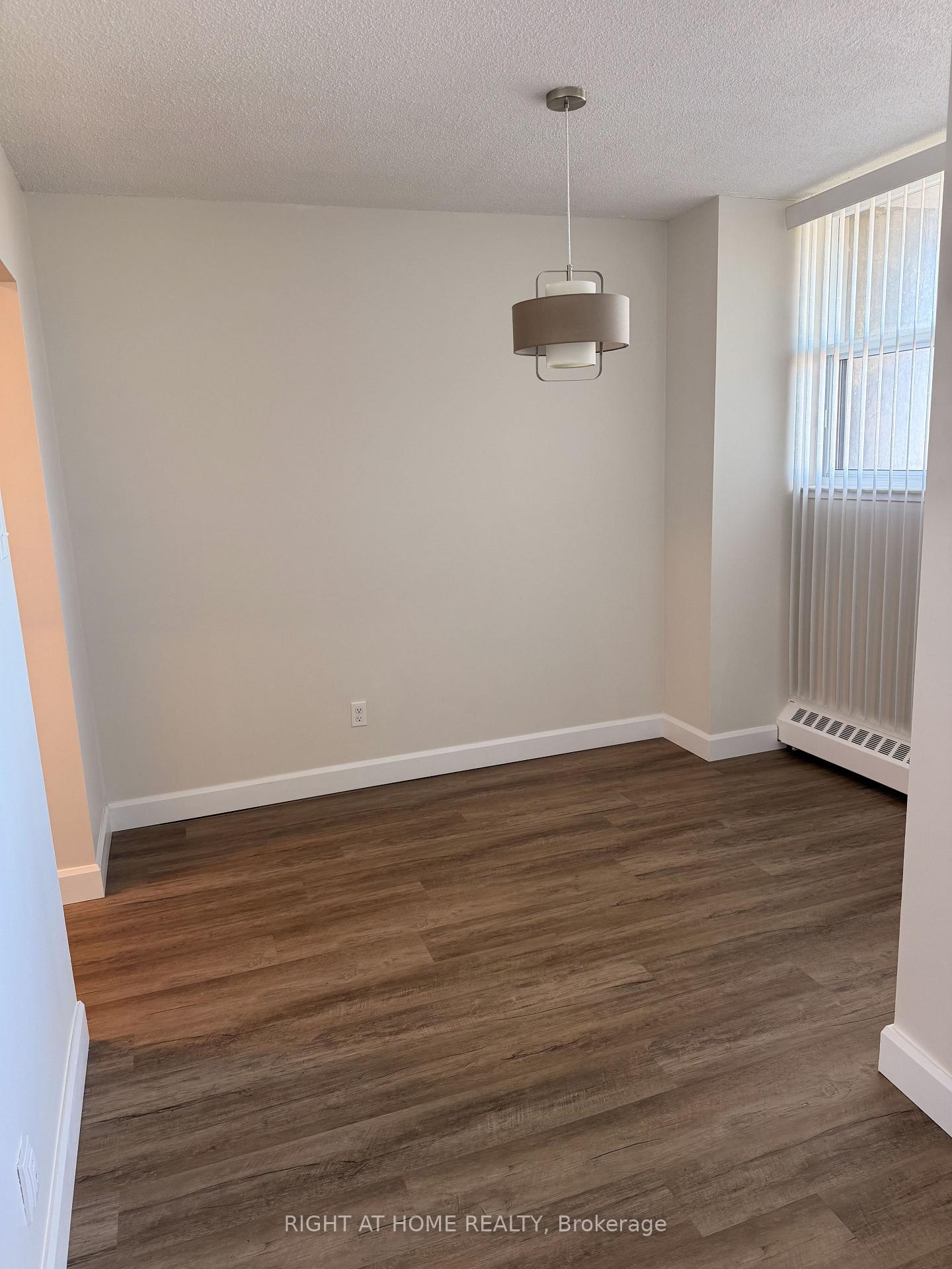 Photo 5 of Unit 505, 215 Glenridge Avenue, St. Catharines, Glendale/Glenridge — HOMEH