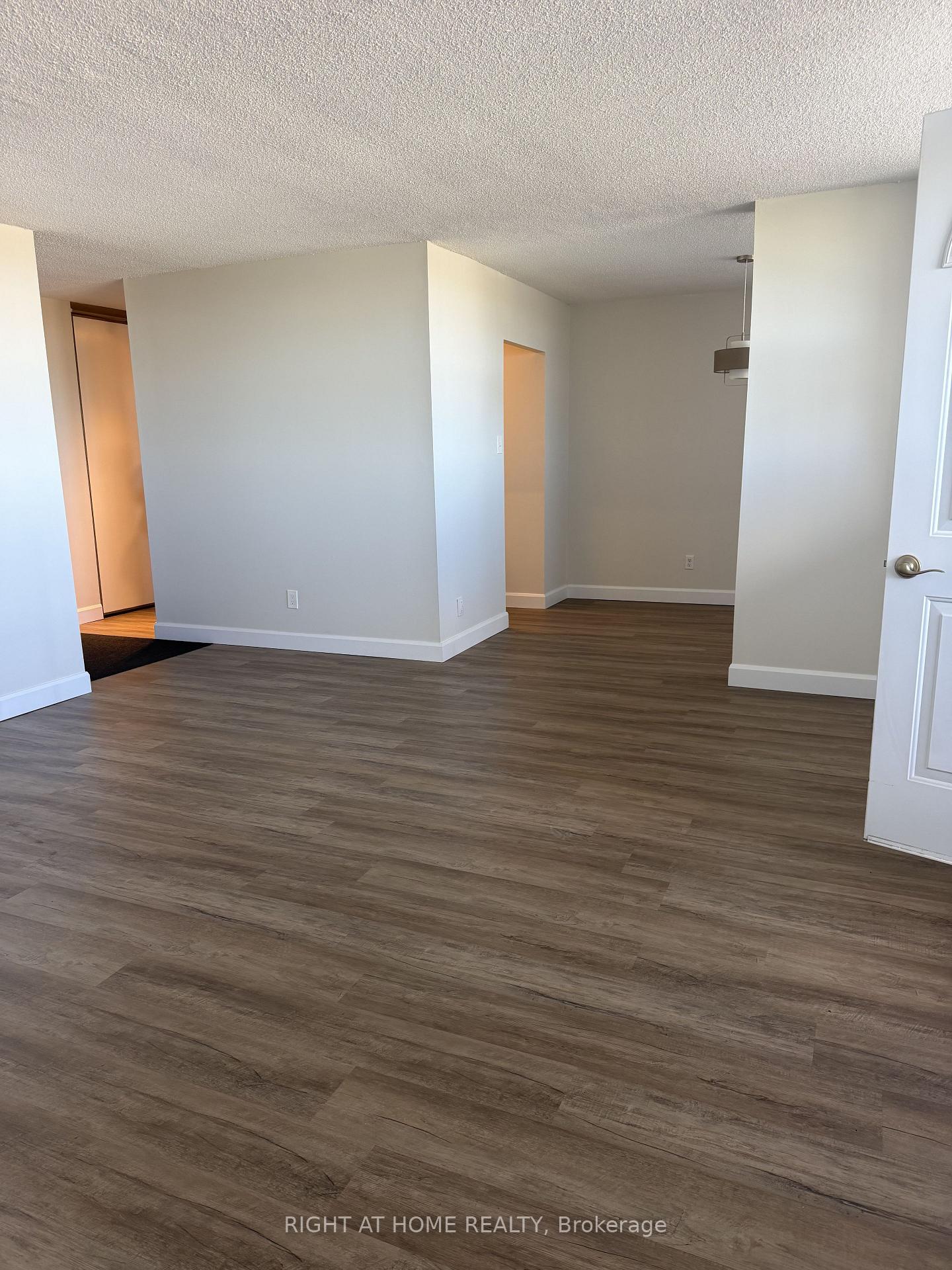 Photo 7 of Unit 505, 215 Glenridge Avenue, St. Catharines, Glendale/Glenridge — HOMEH