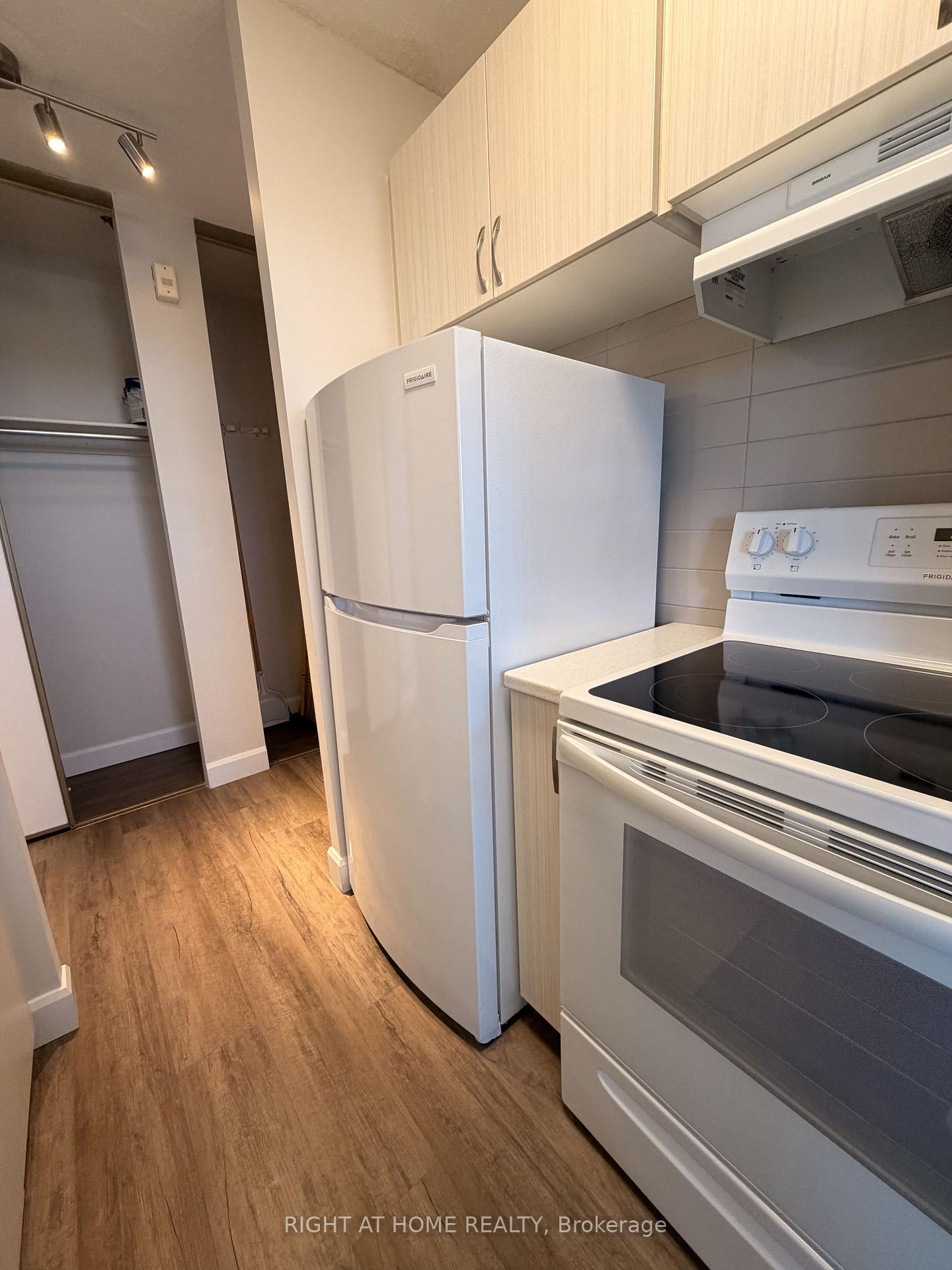 Photo 10 of Unit 505, 215 Glenridge Avenue, St. Catharines, Glendale/Glenridge — HOMEH